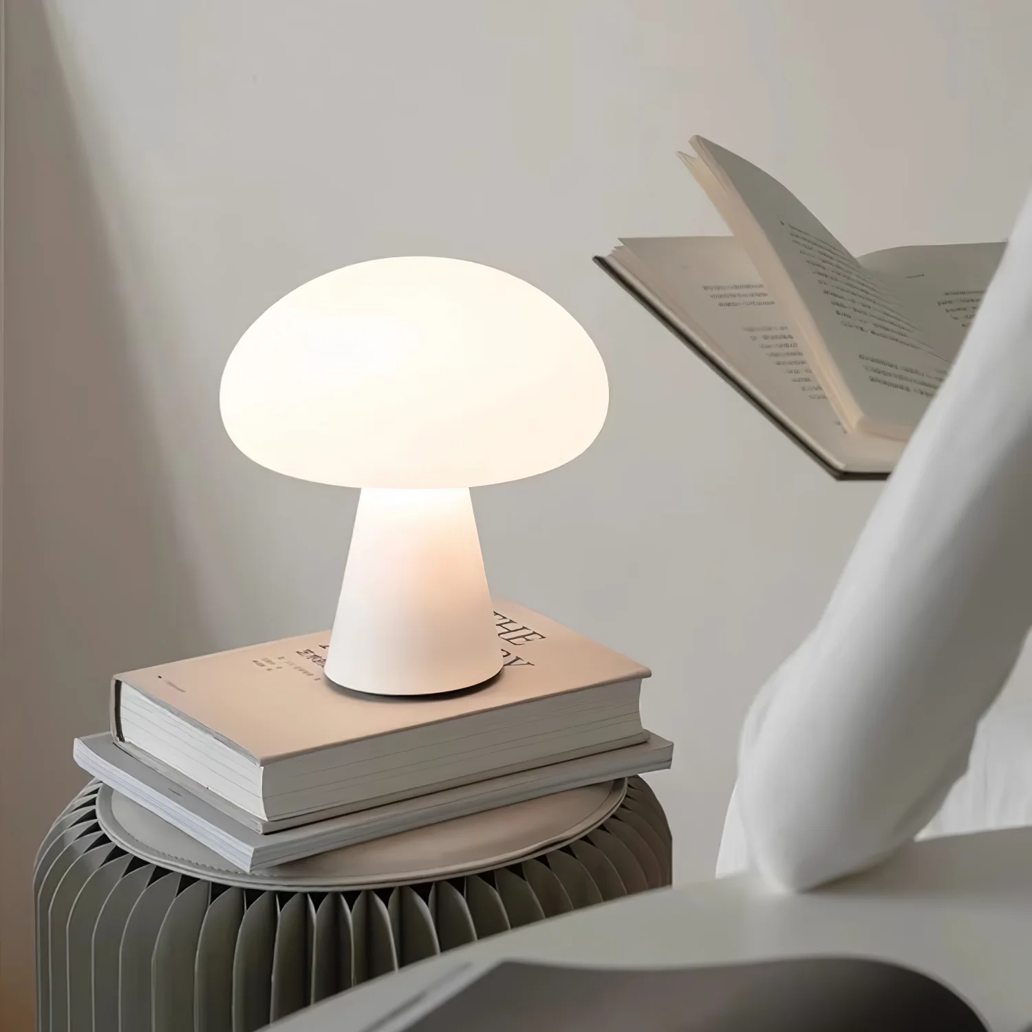Obello Portable Rechargeable Table Light - Image 11