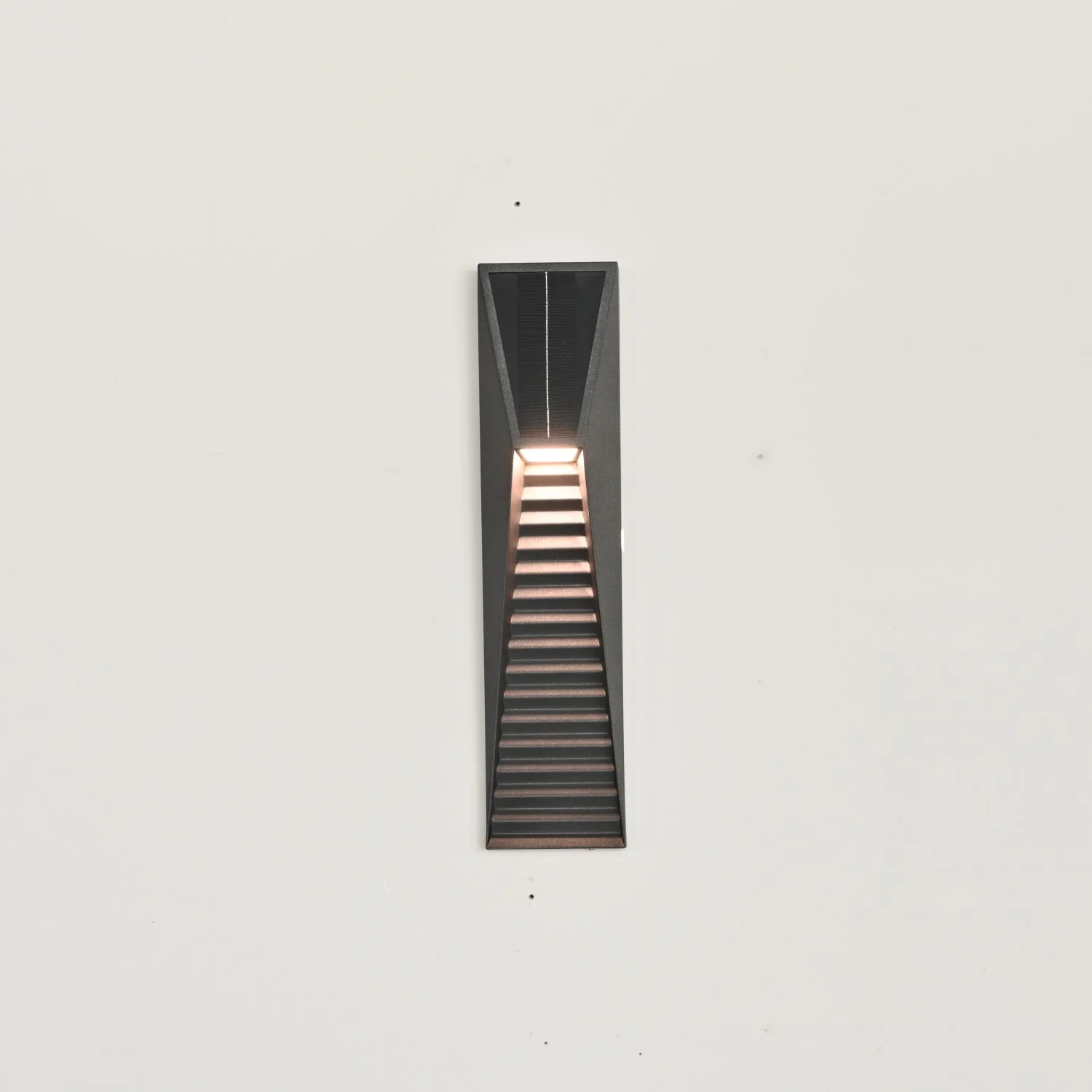 Obsidian Path Solar Outdoor Wall Light - Image 14