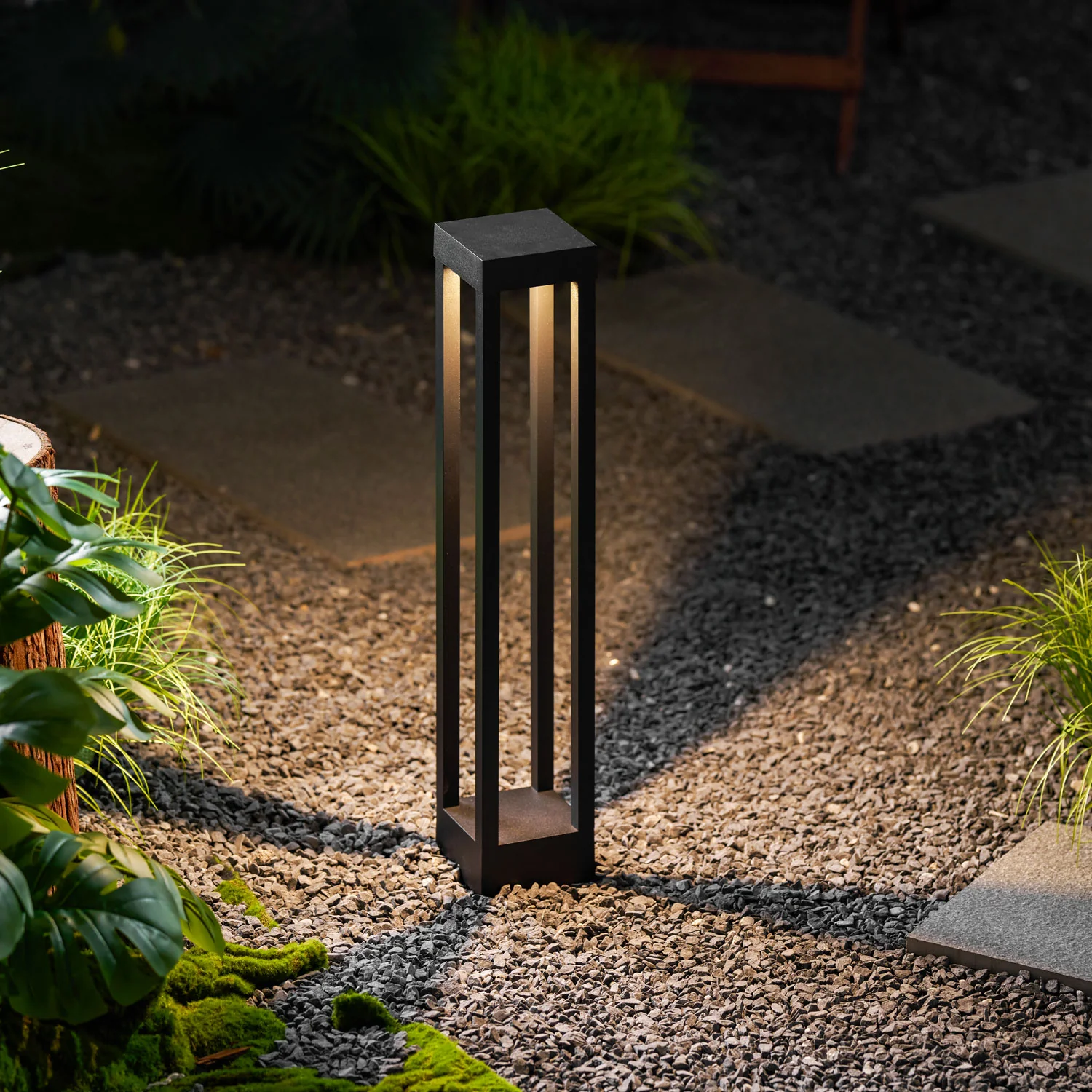 Obsidian Post Outdoor Light - Image 33