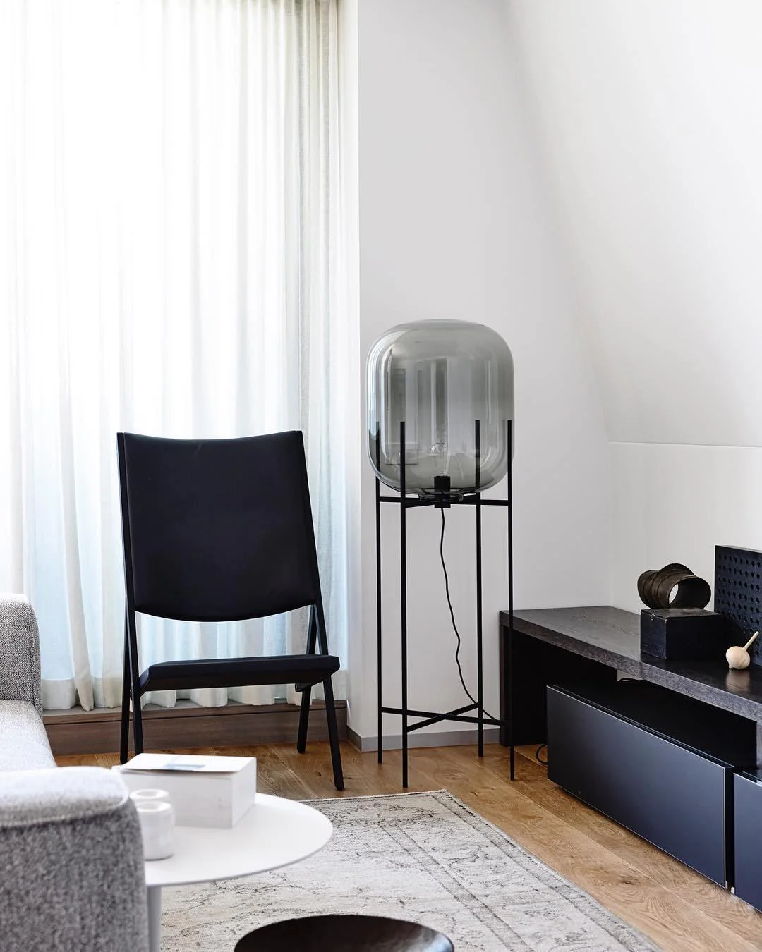 Oda Floor lamp - Image 63