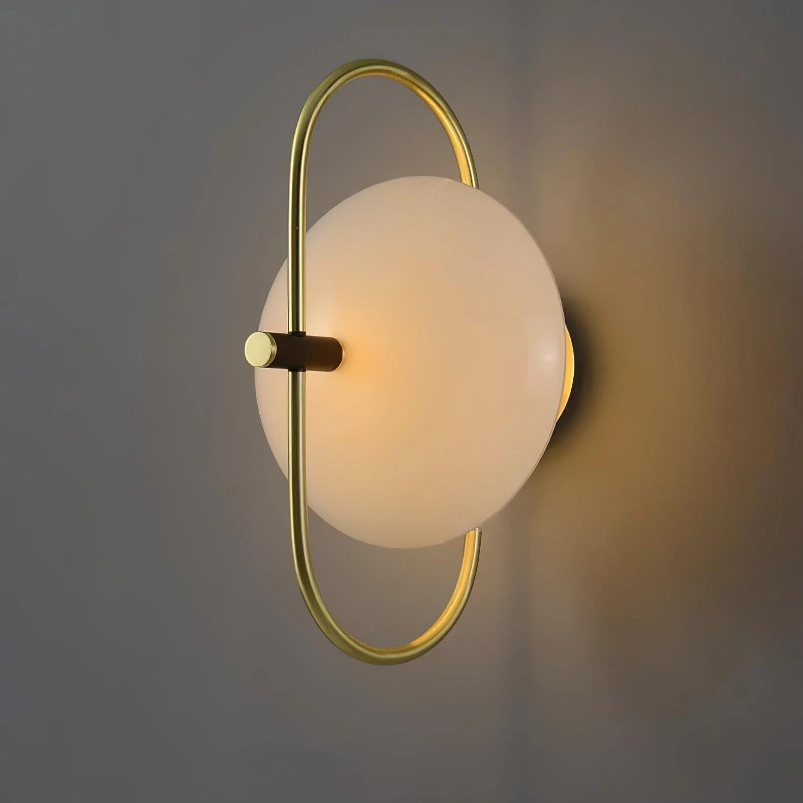 Odeon Wall Lamp - Image 15