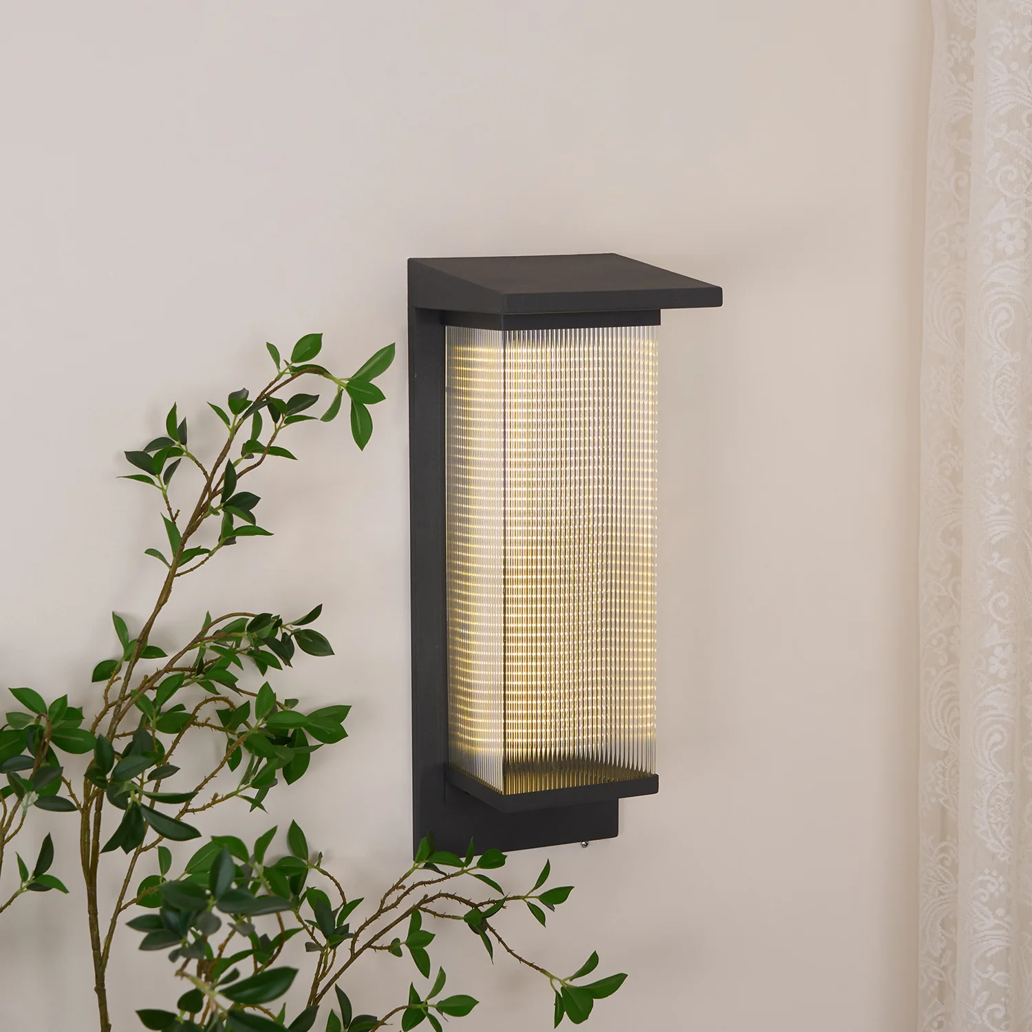 Oleron Box Outdoor Wall Lamp - Image 3