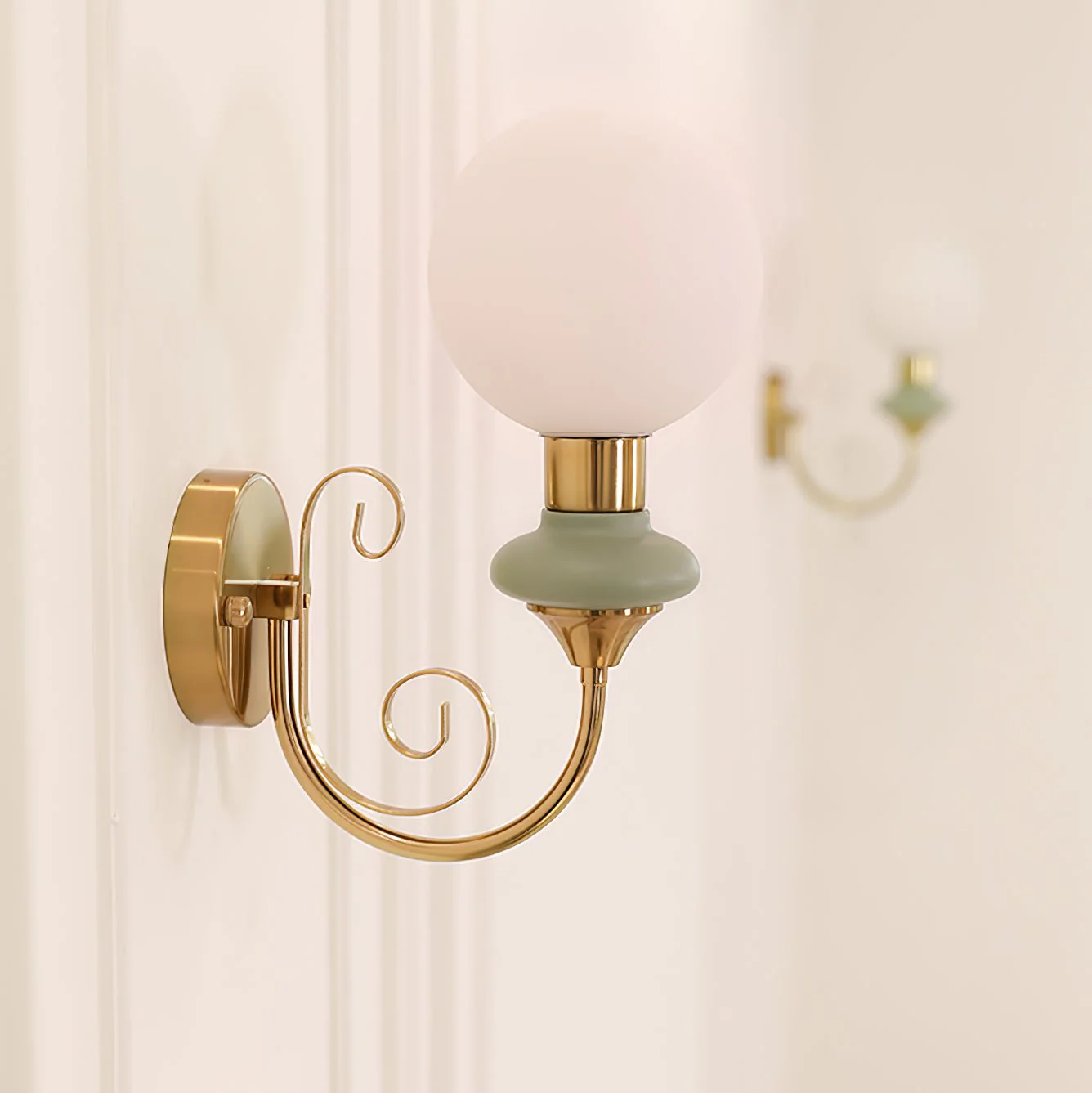 Onyx Wall Lamp - Image 8
