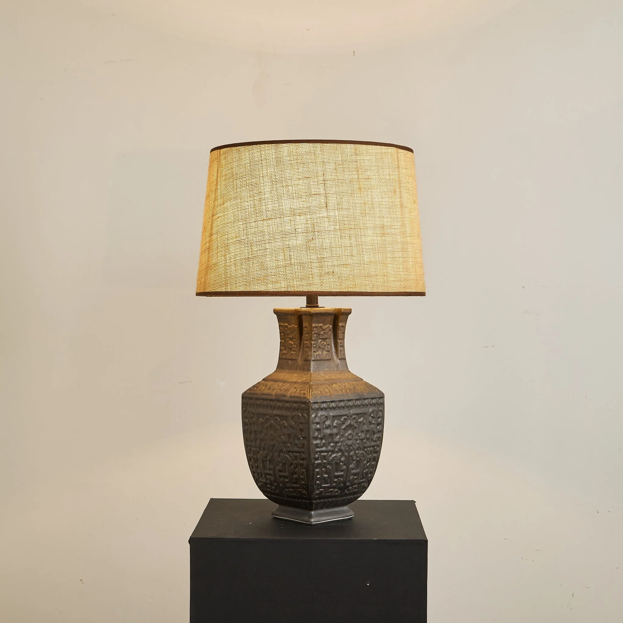 Orendi Table Lamp - Image 13