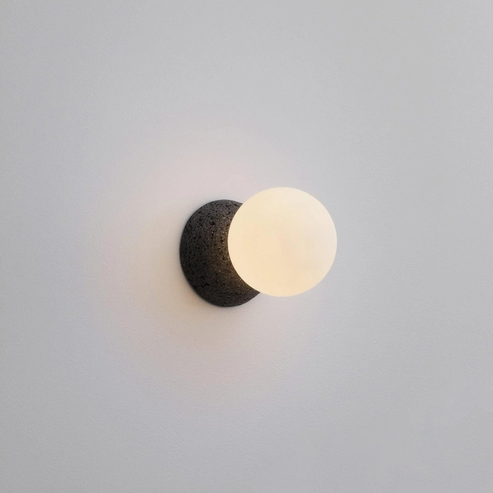 Origo Wall Lamp - Image 5