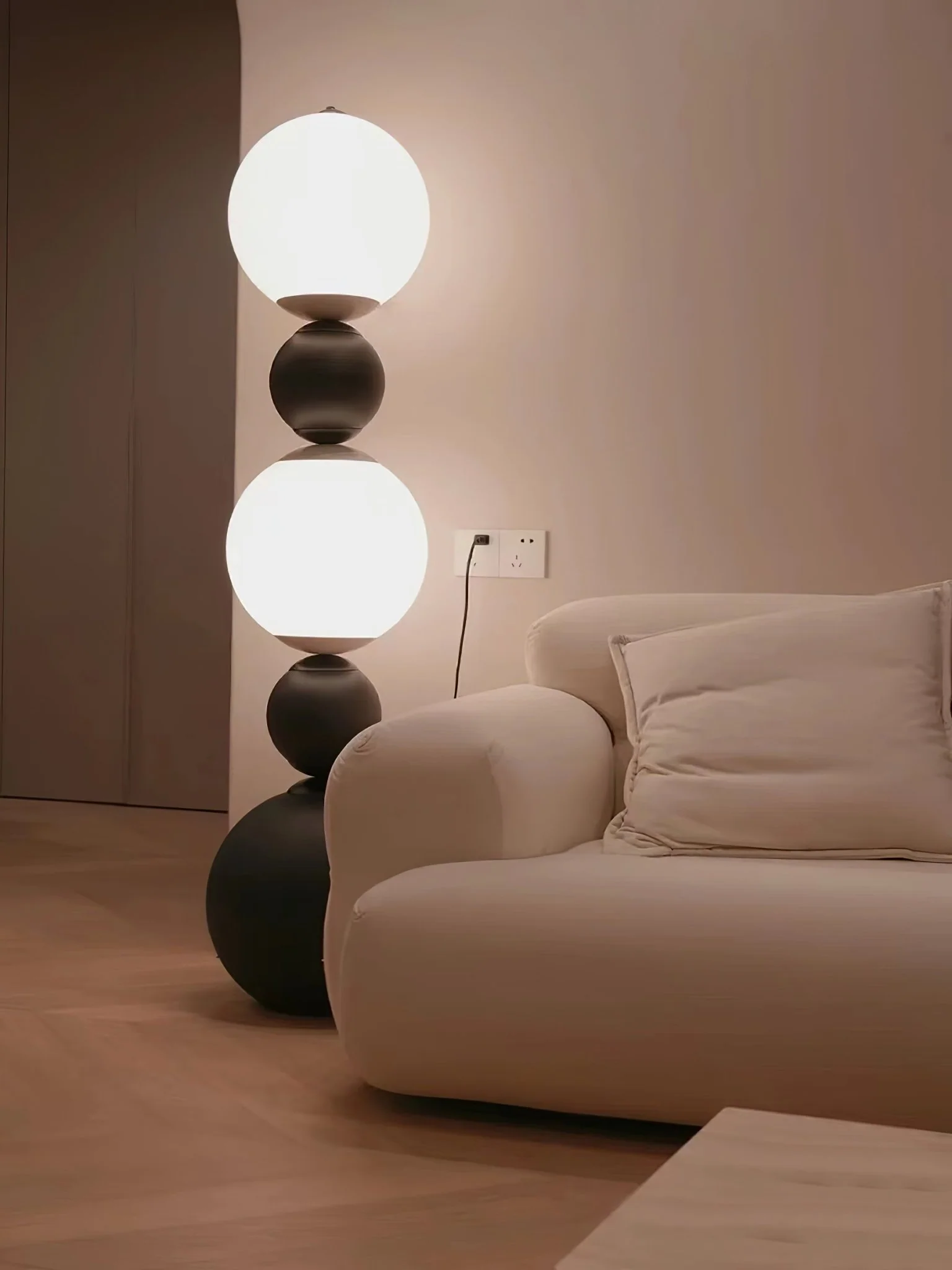 Orion Sphere Floor Lamp - Image 4