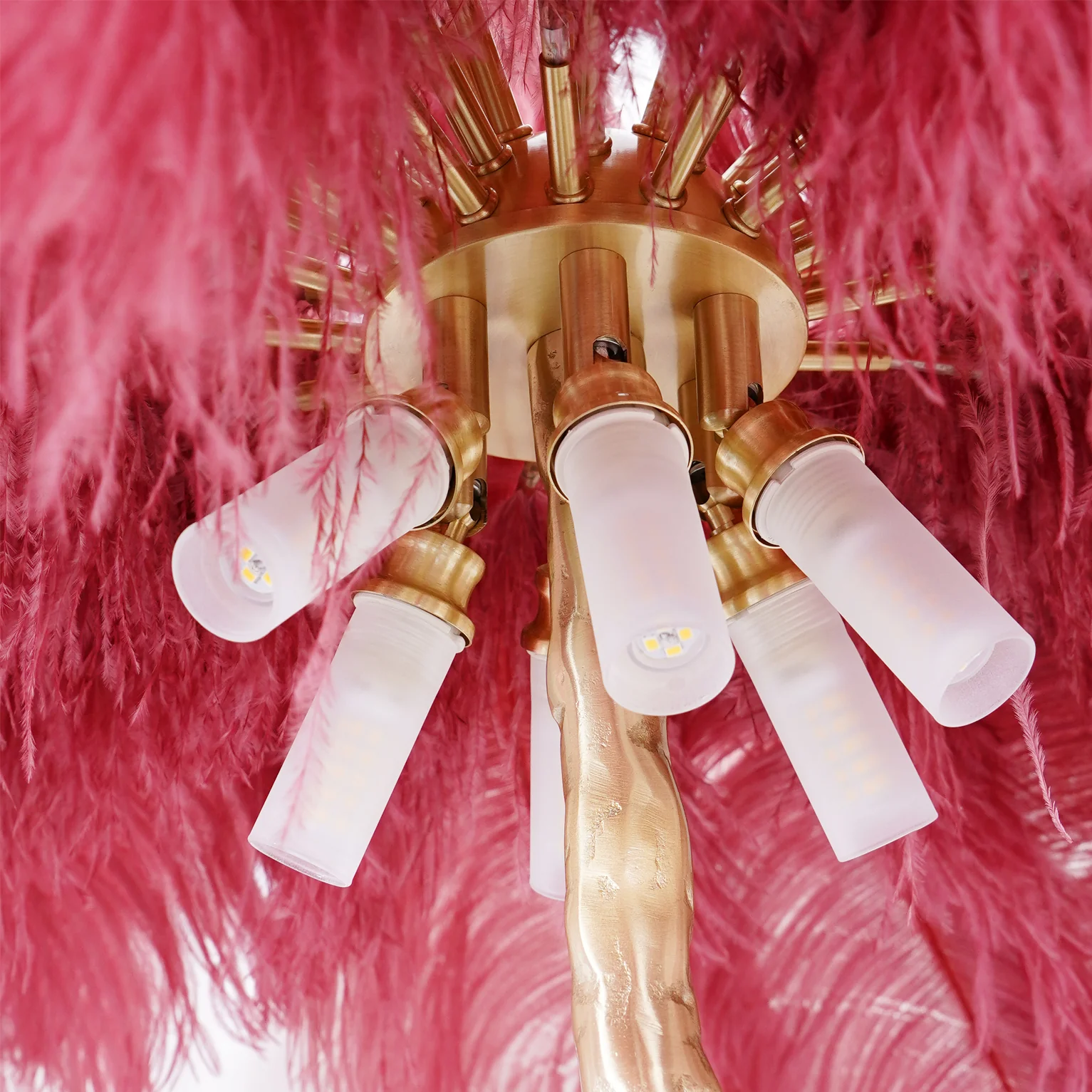 Ostrich Feather Brass Floor Lamp - Image 125