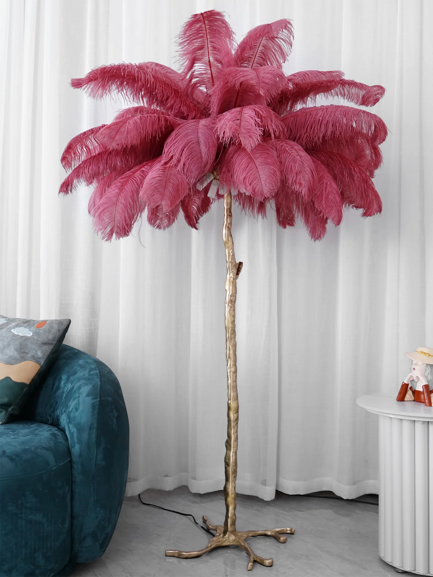 Ostrich Feather Brass Floor Lamp - Image 128