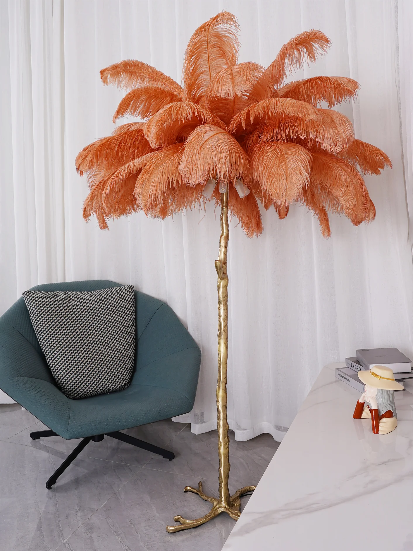 Ostrich Feather Brass Floor Lamp - Image 148