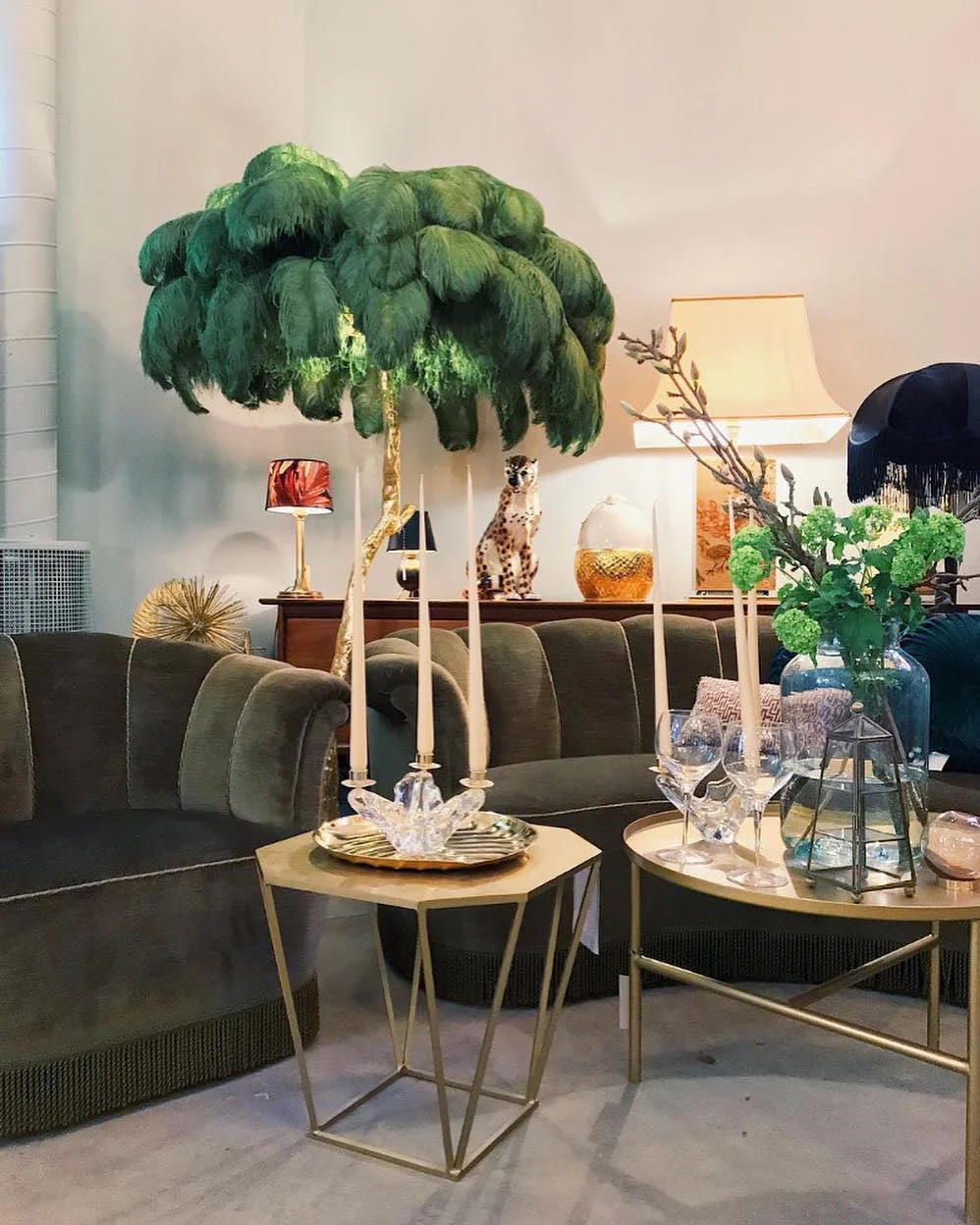 Ostrich Feather Brass Floor Lamp - Image 153