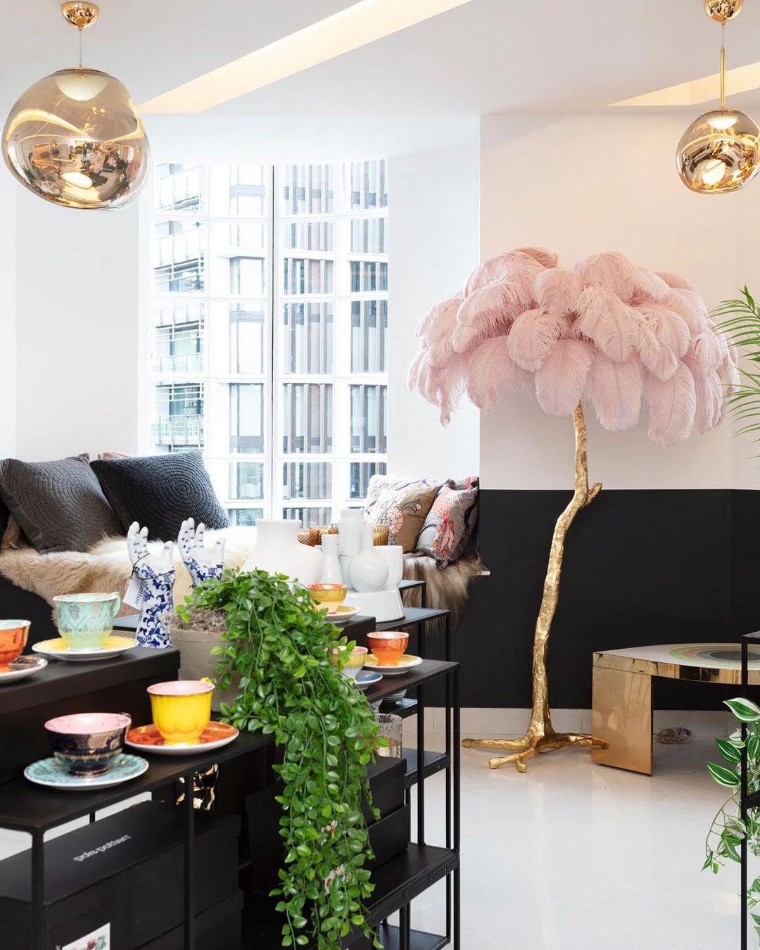 Ostrich Feather Brass Floor Lamp - Image 36