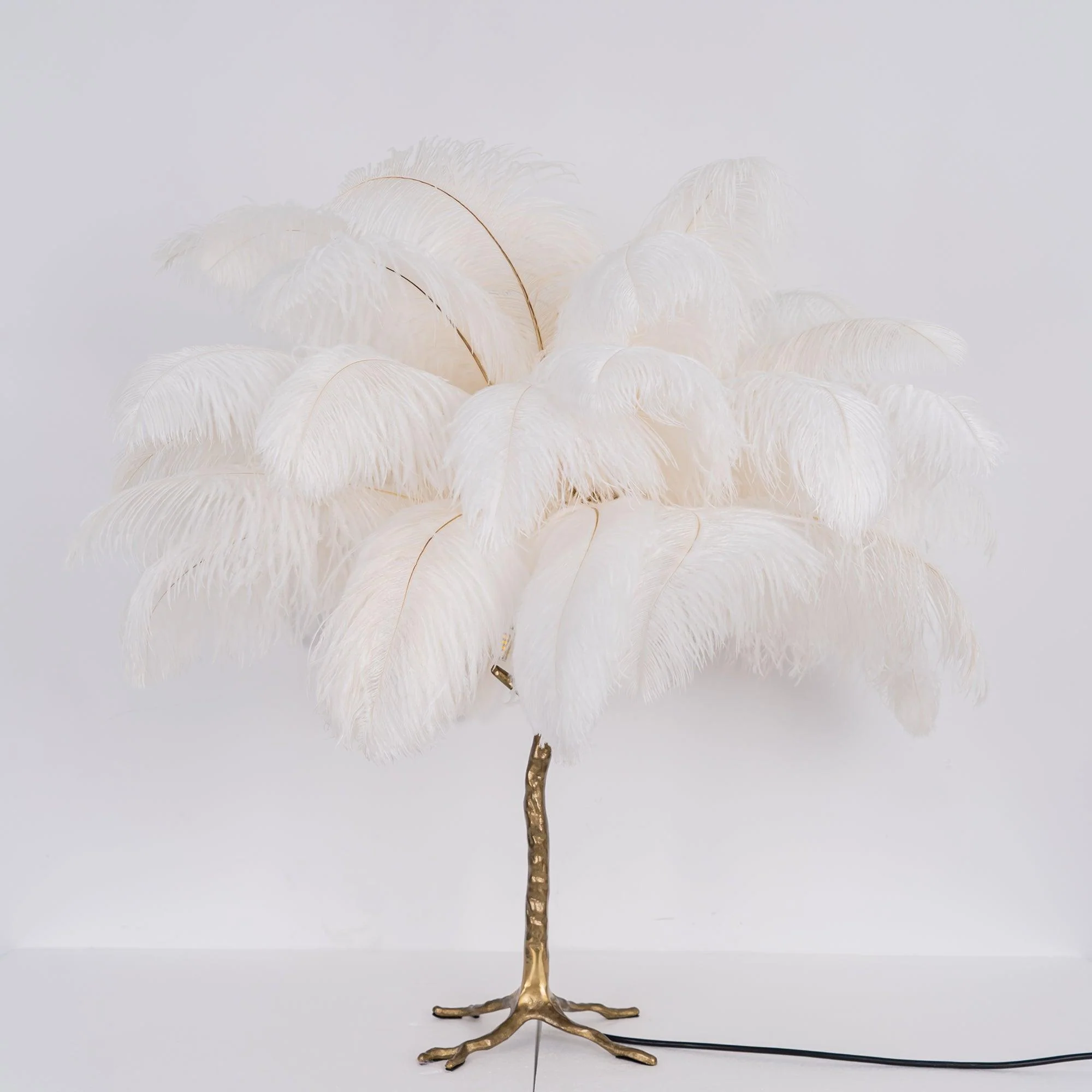 Ostrich Feather Table Lamp - Image 103