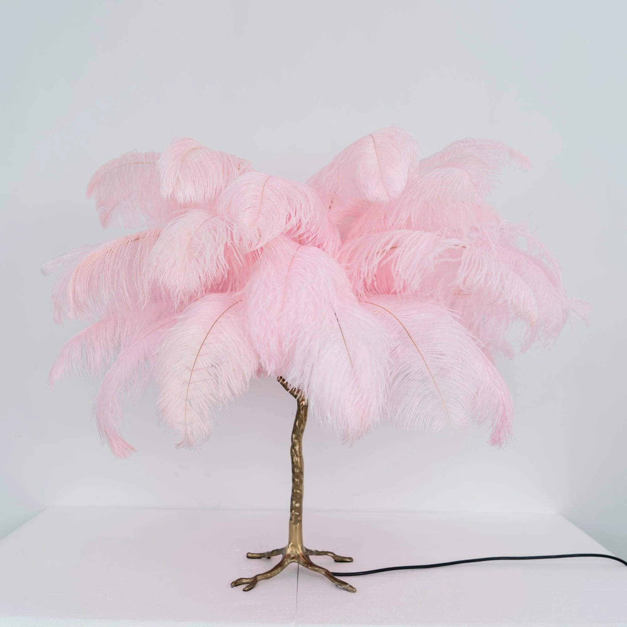 Ostrich Feather Table Lamp - Image 106