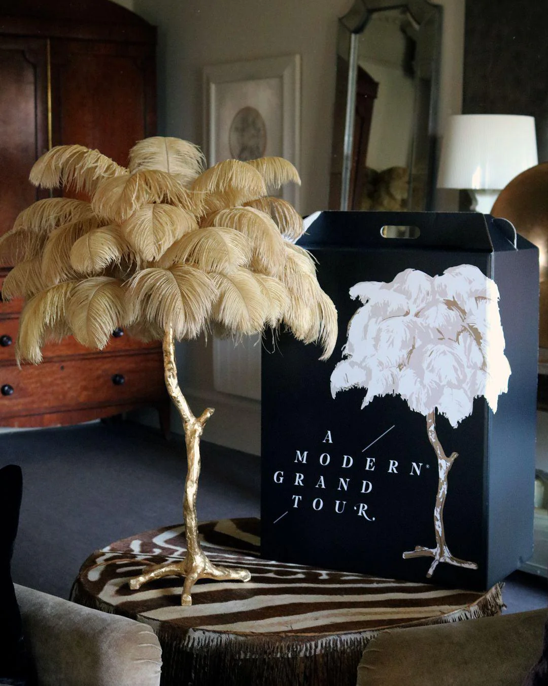 Ostrich Feather Table Lamp - Image 25