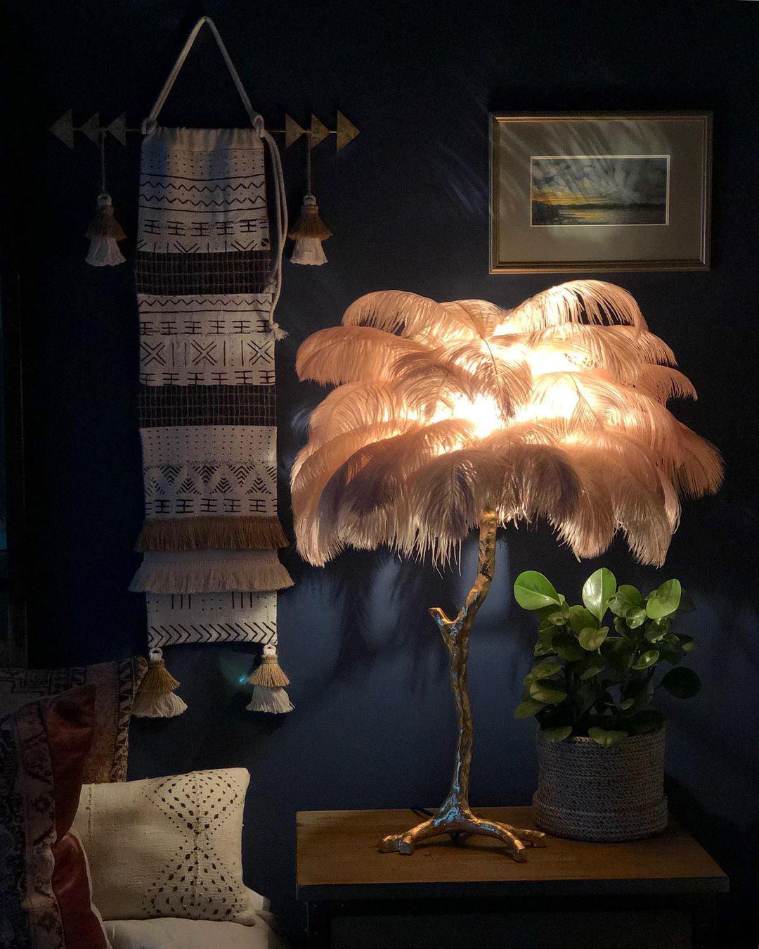 Ostrich Feather Table Lamp - Image 27