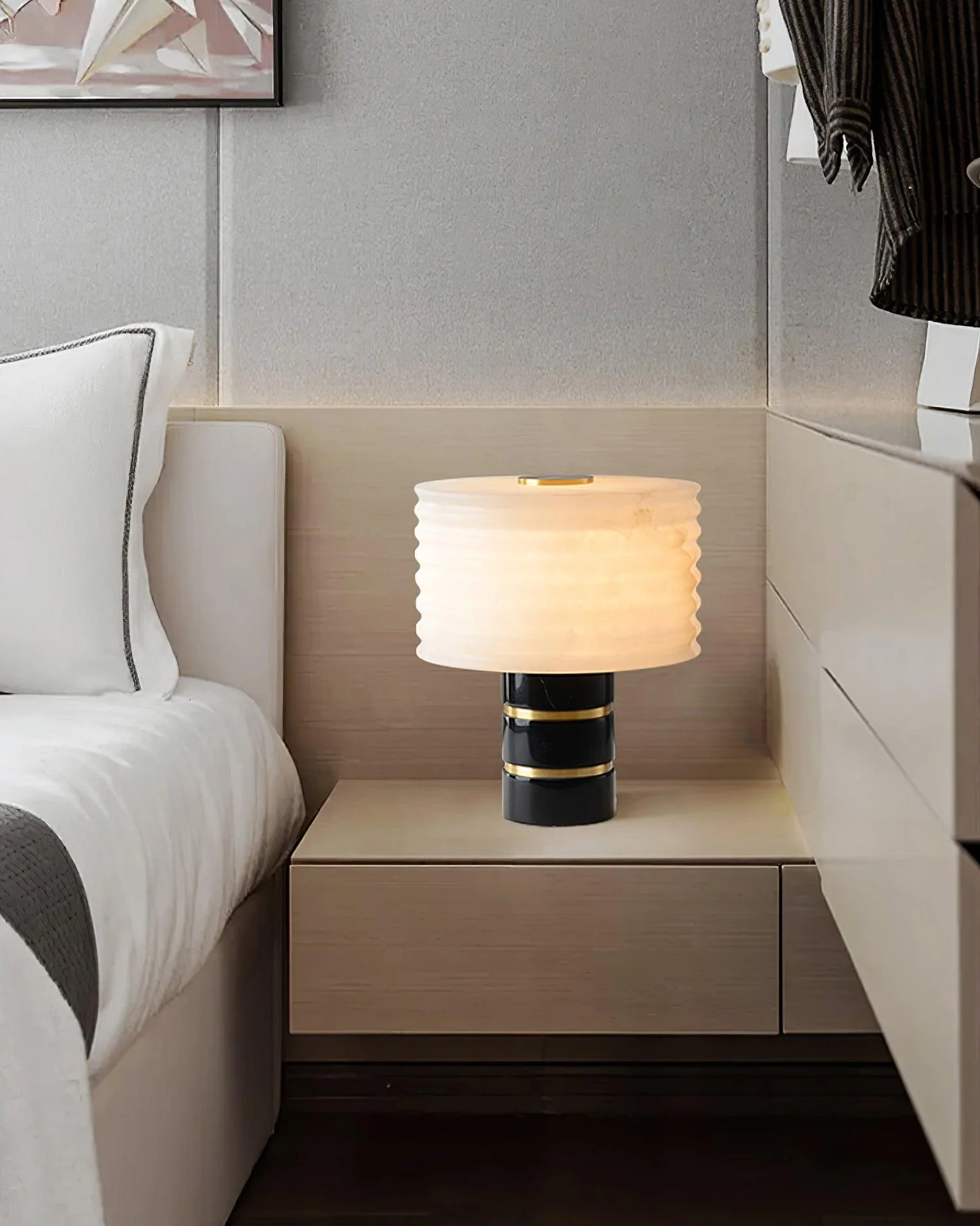 Outela Alabaster Table Lamp - Image 10