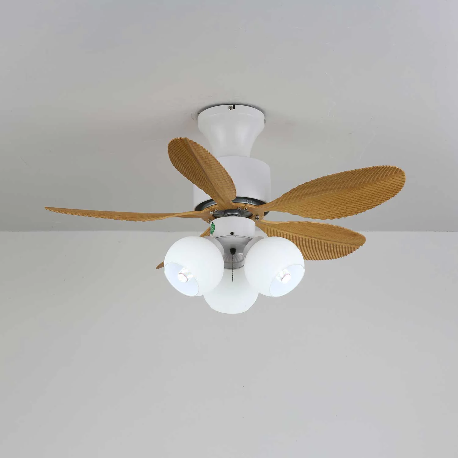 Palm Bliss Ceiling Fan Light - Image 5