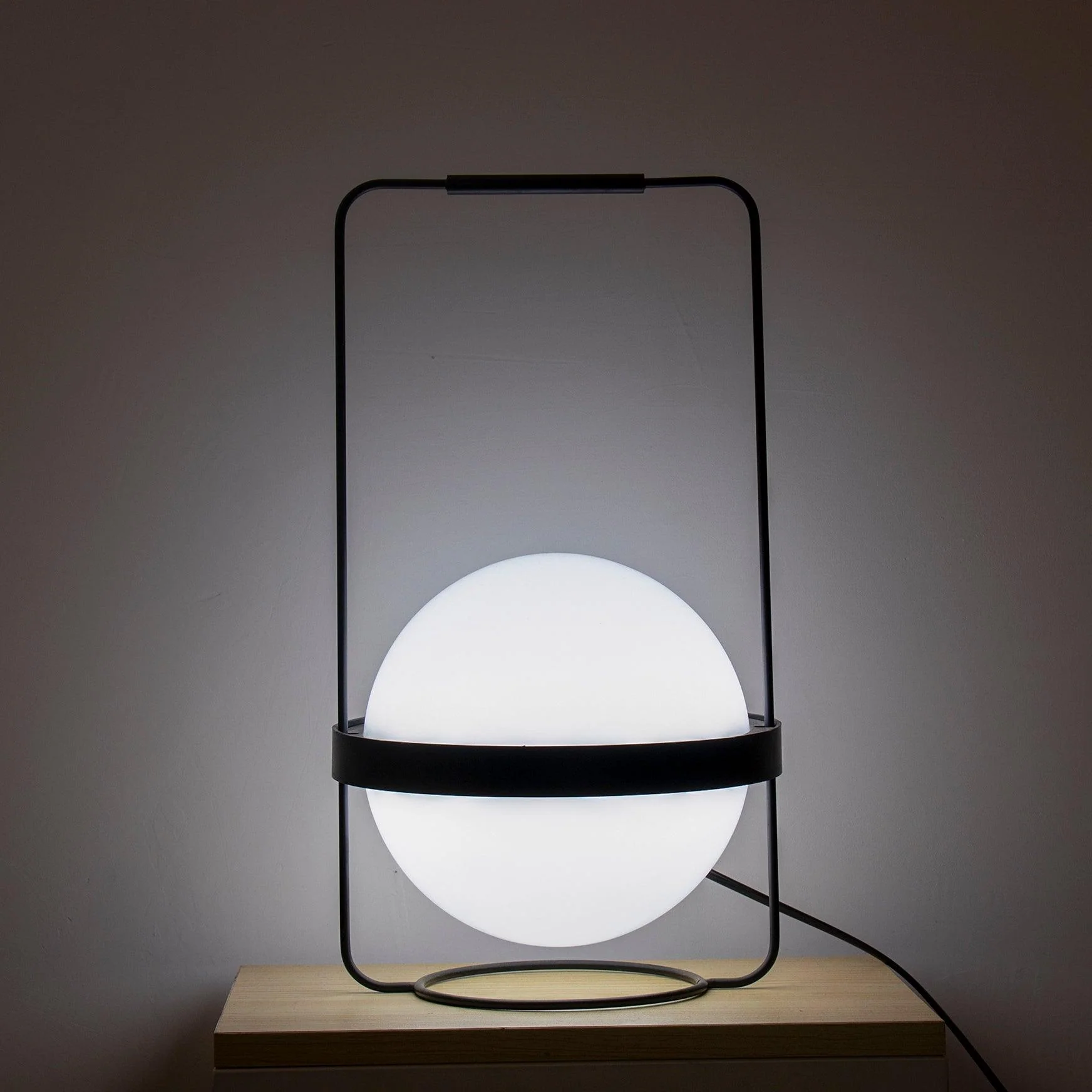 Gardens Table Lamp - Image 10