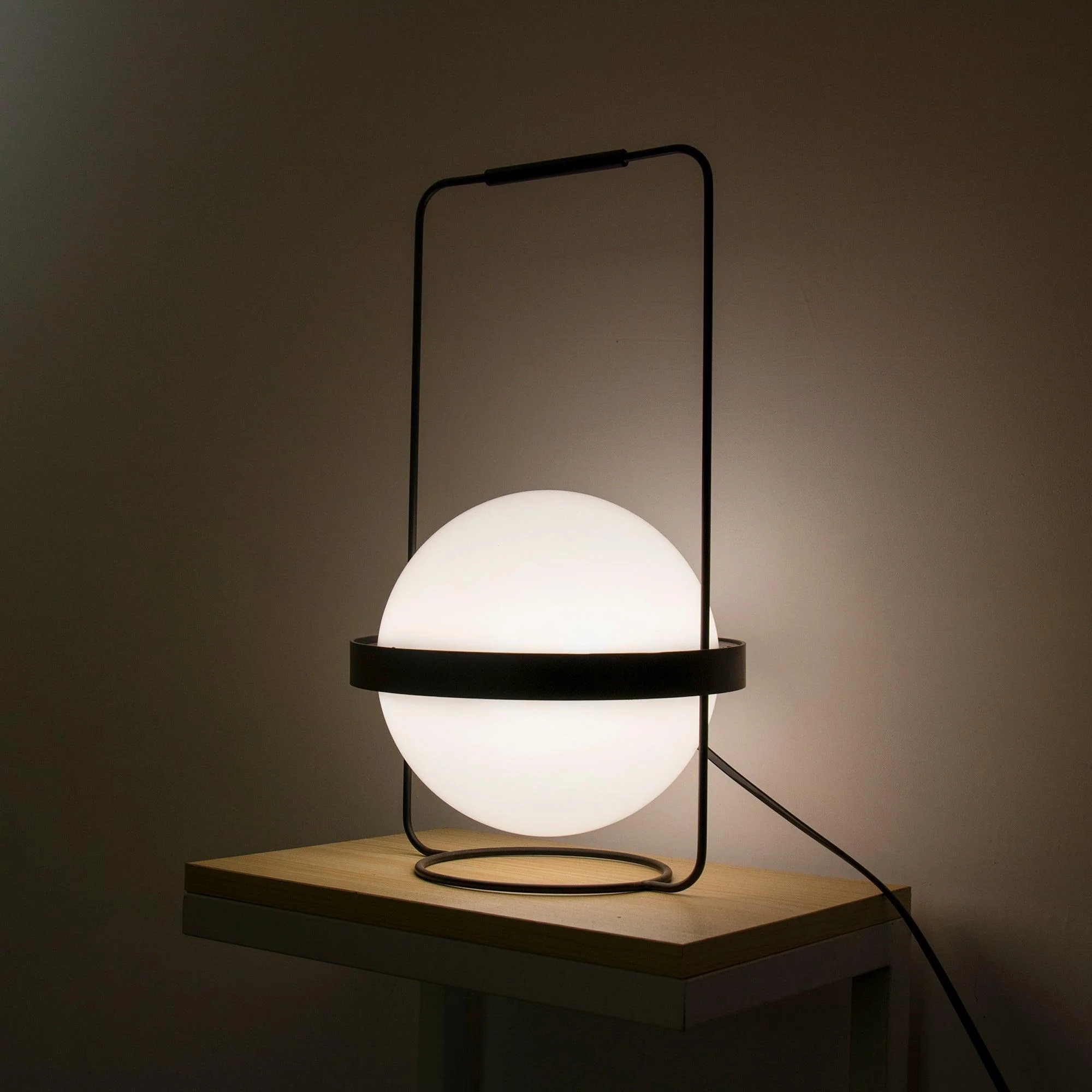 Gardens Table Lamp - Image 15