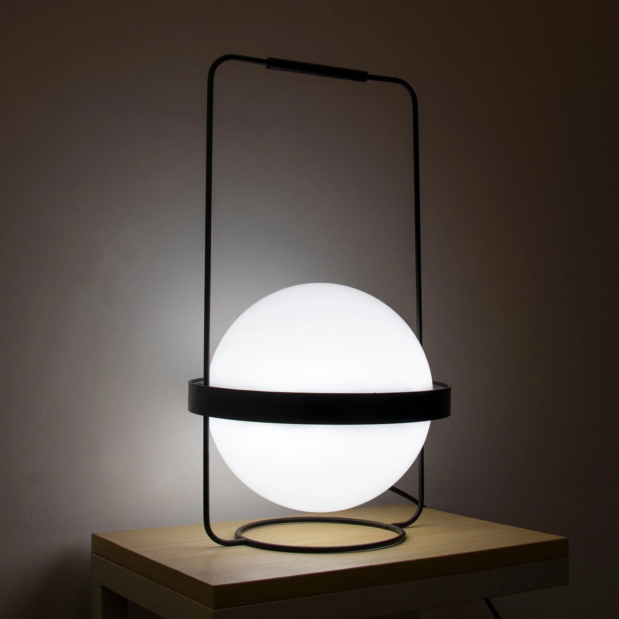 Gardens Table Lamp - Image 4