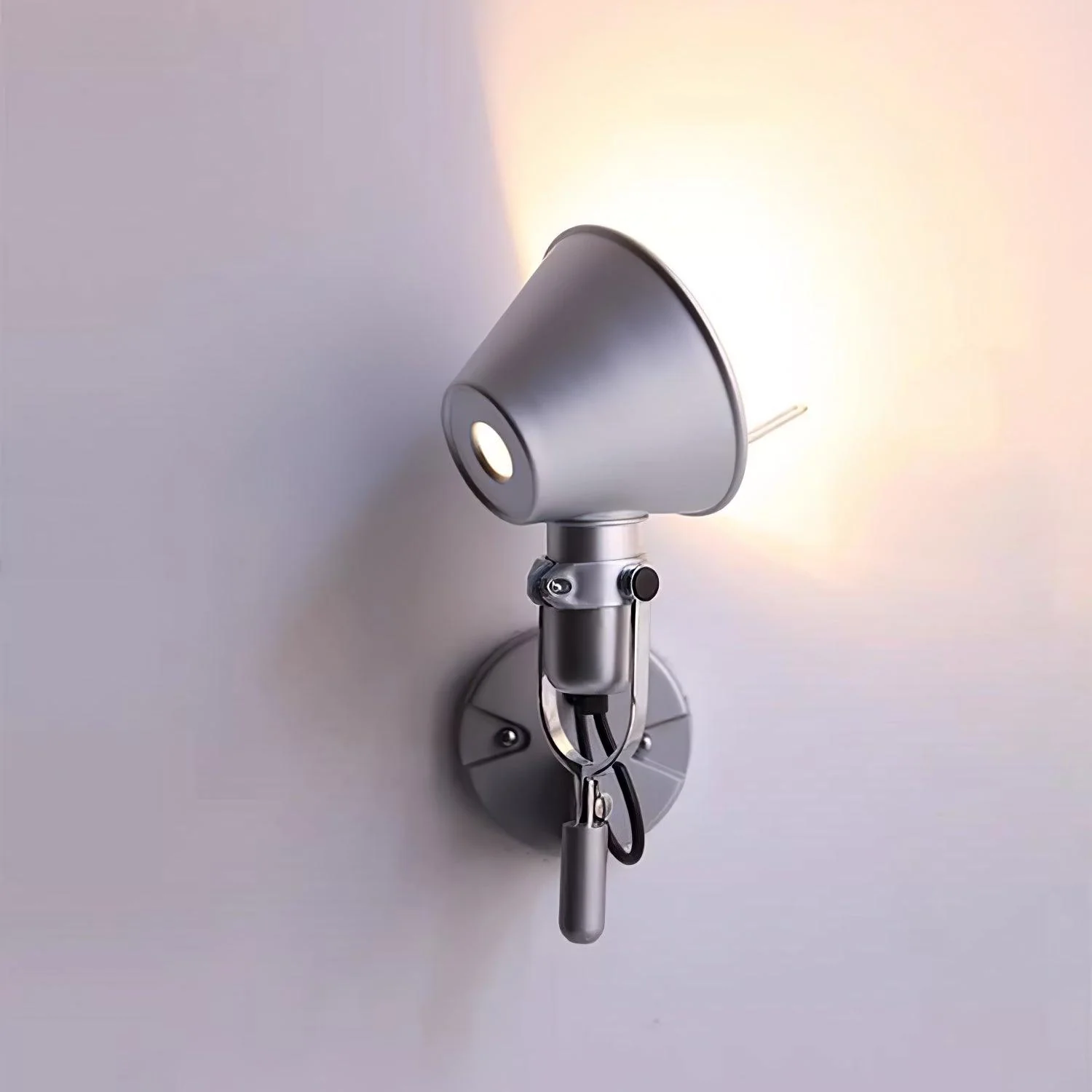 Parete Wall Lamp - Image 11