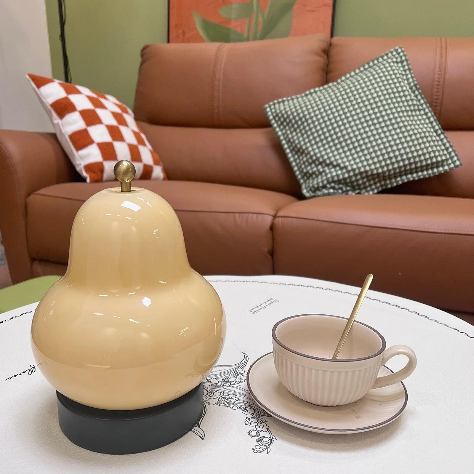 Pear Table Lamp - Image 15