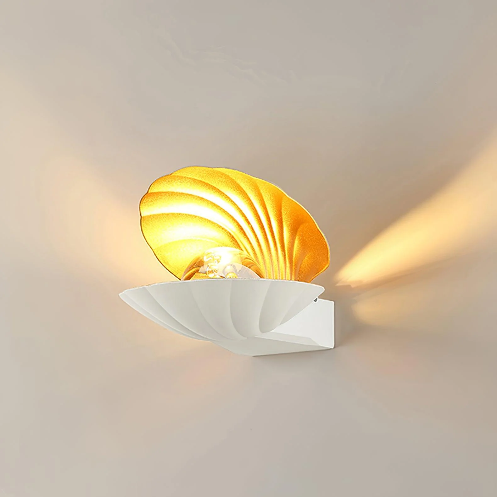 Pearl Clam Wall Light - Image 19
