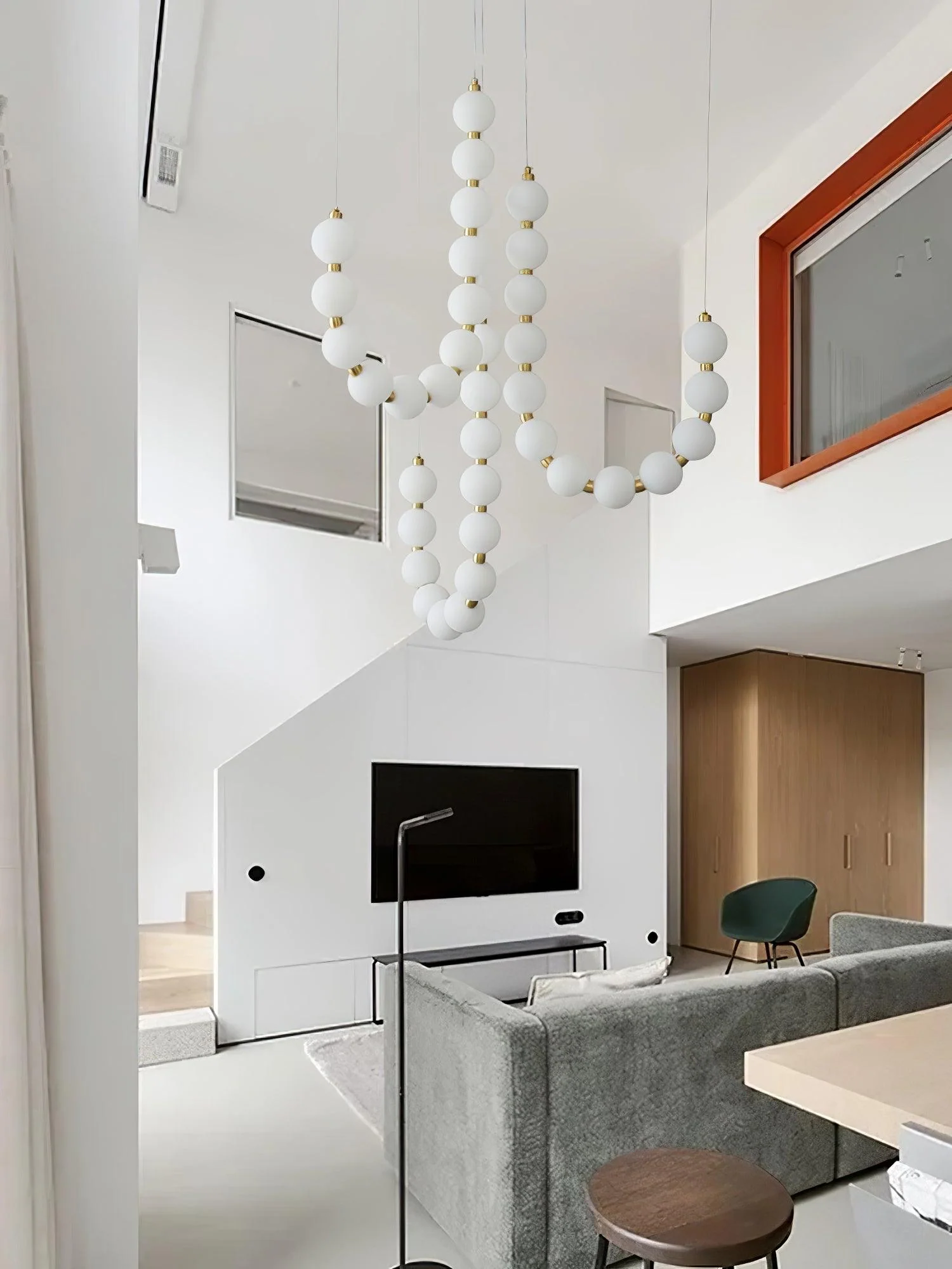 Acrylic Pearl Necklace Chandelier - Image 33