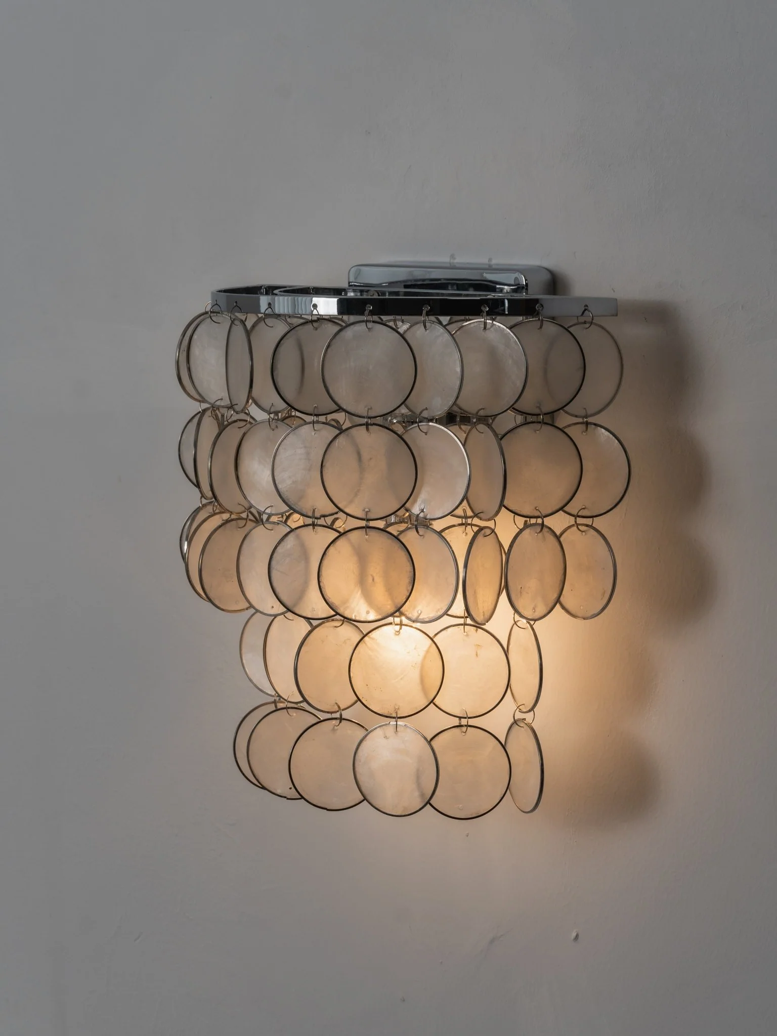 Pearl Shell Wall Lamp - Image 10