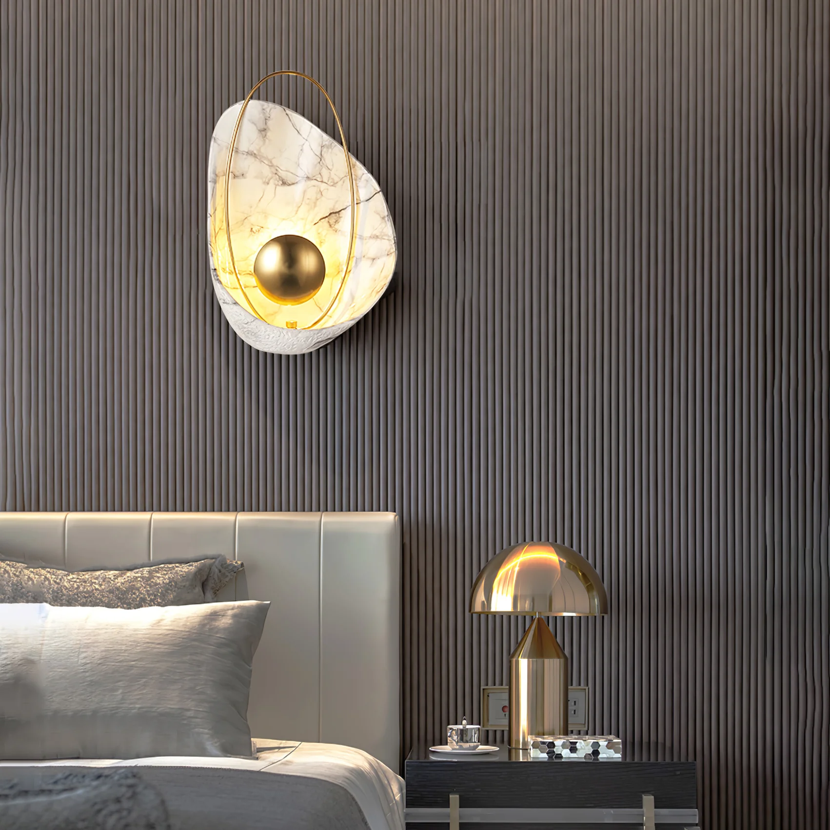 Pearl Wall Lamp - Image 3