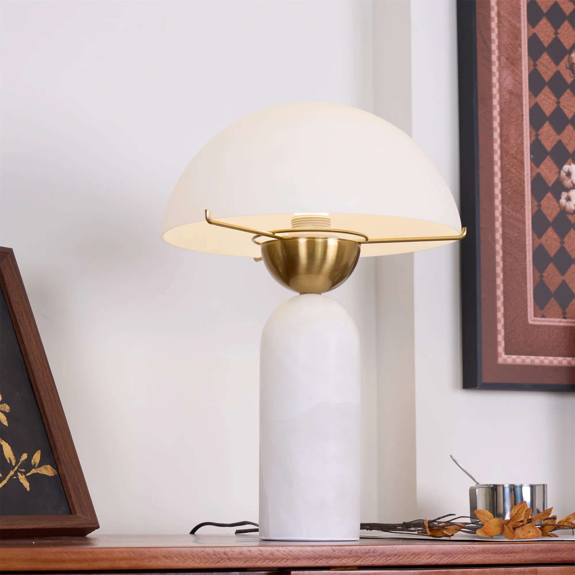 Peono Alabaster Table Lamp - Image 10