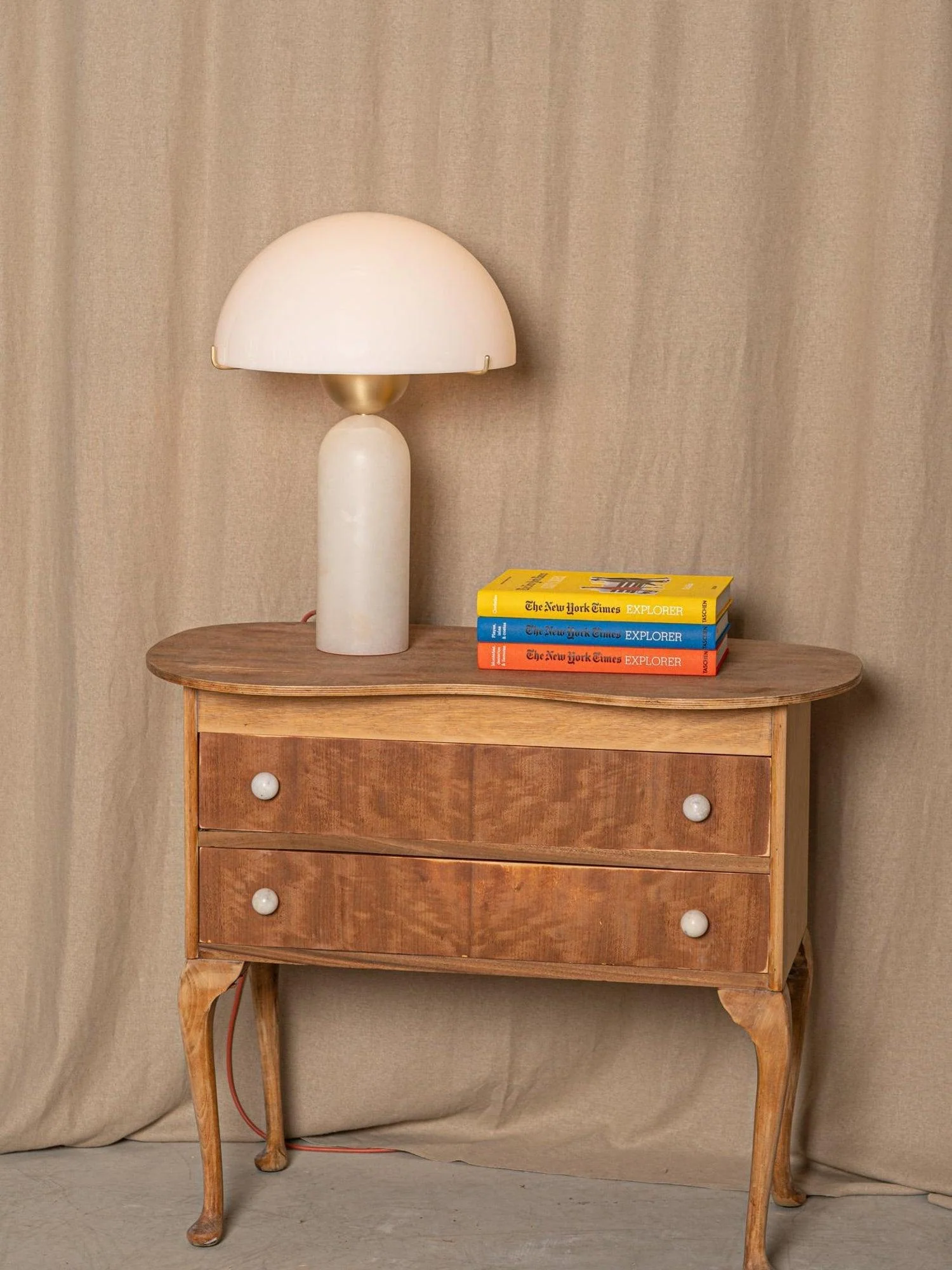 Peono Alabaster Table Lamp - Image 18