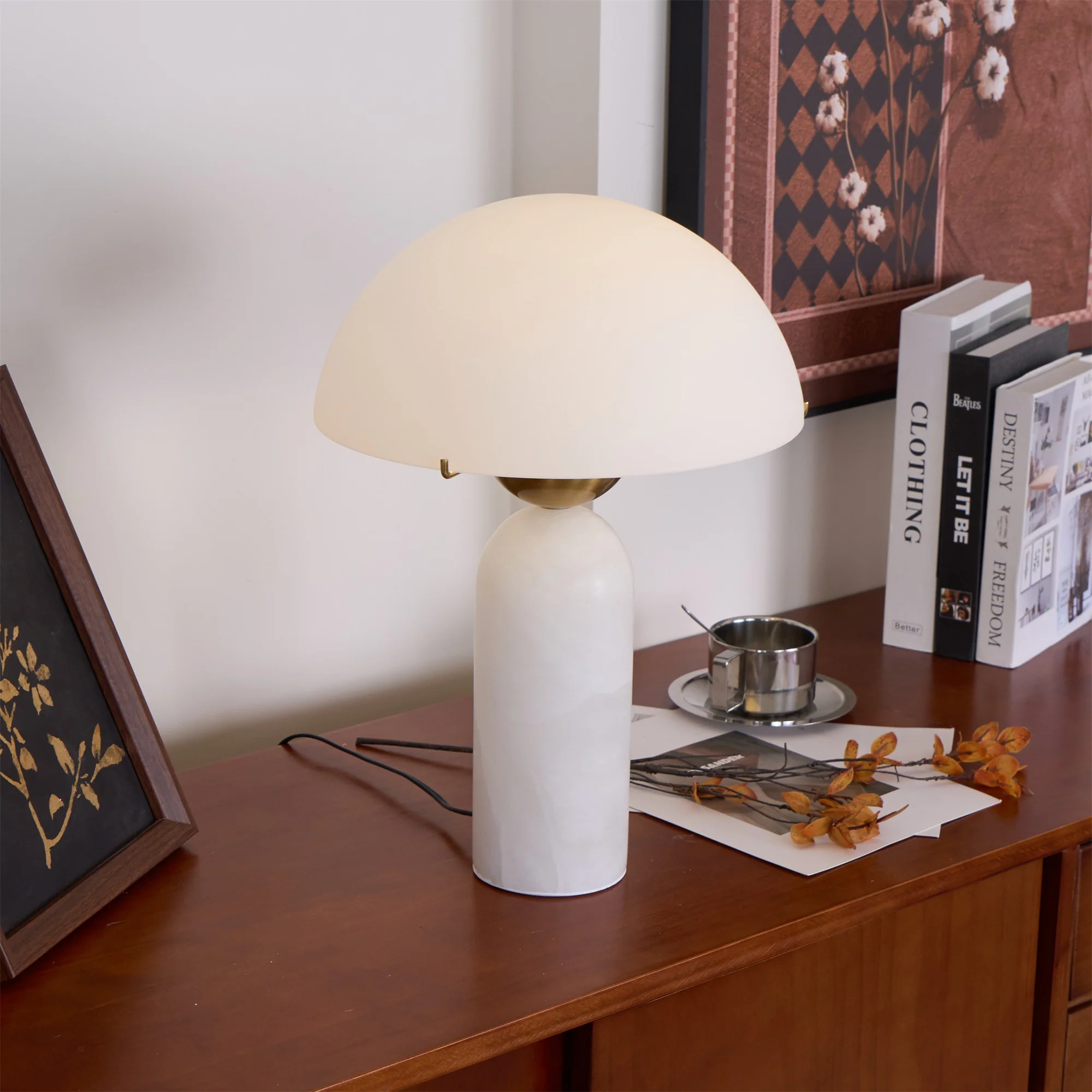 Peono Alabaster Table Lamp - Image 2