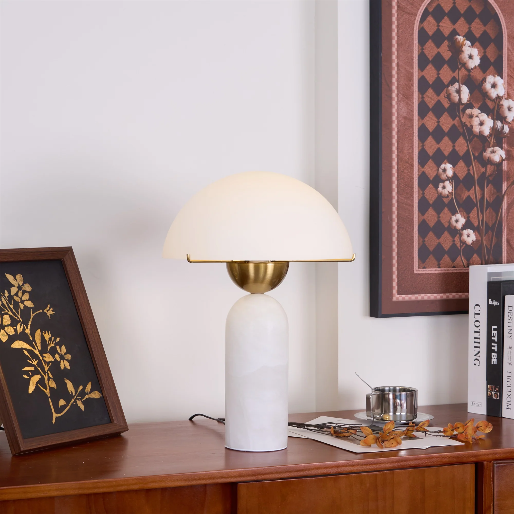 Peono Alabaster Table Lamp - Image 3