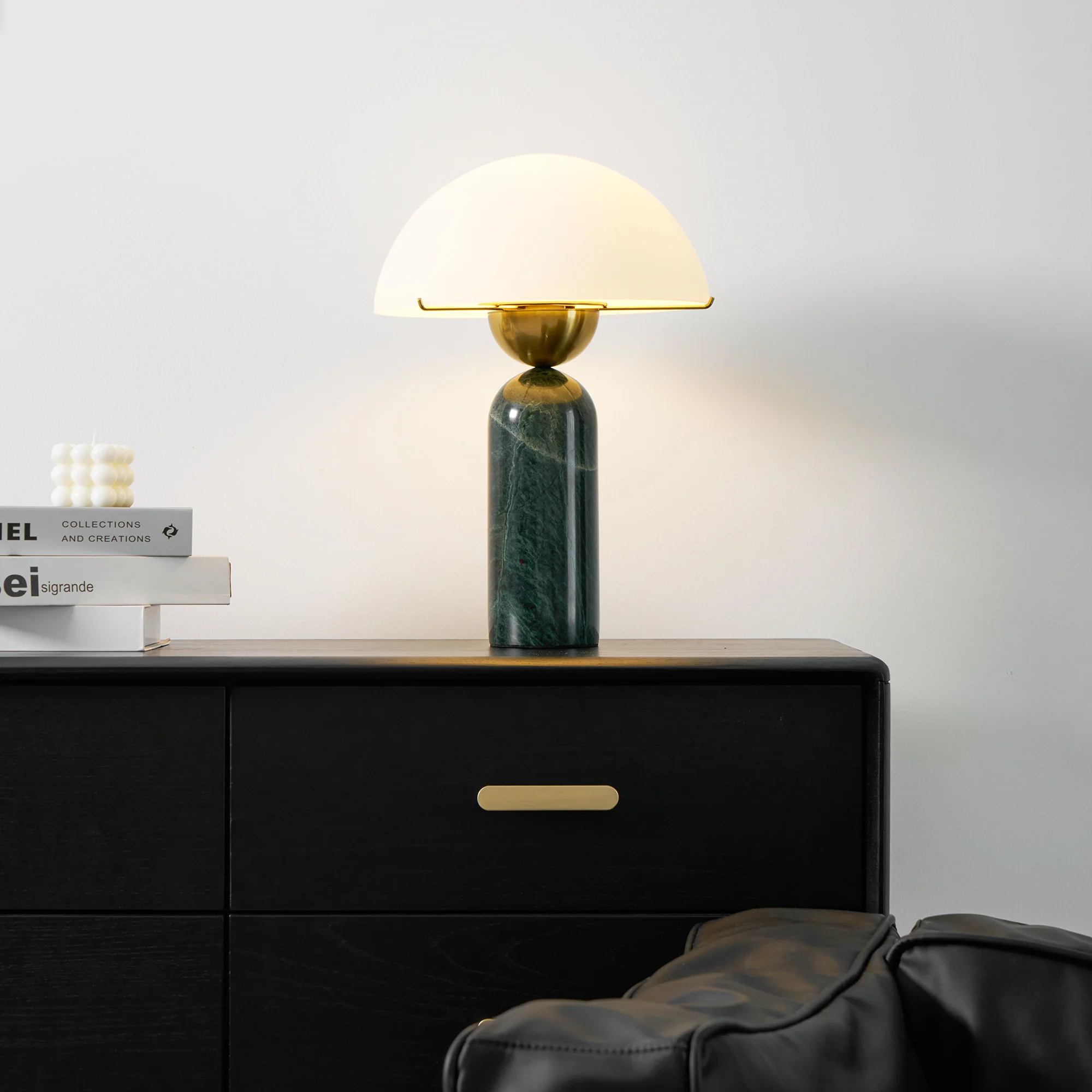 Peono Alabaster Table Lamp - Image 44