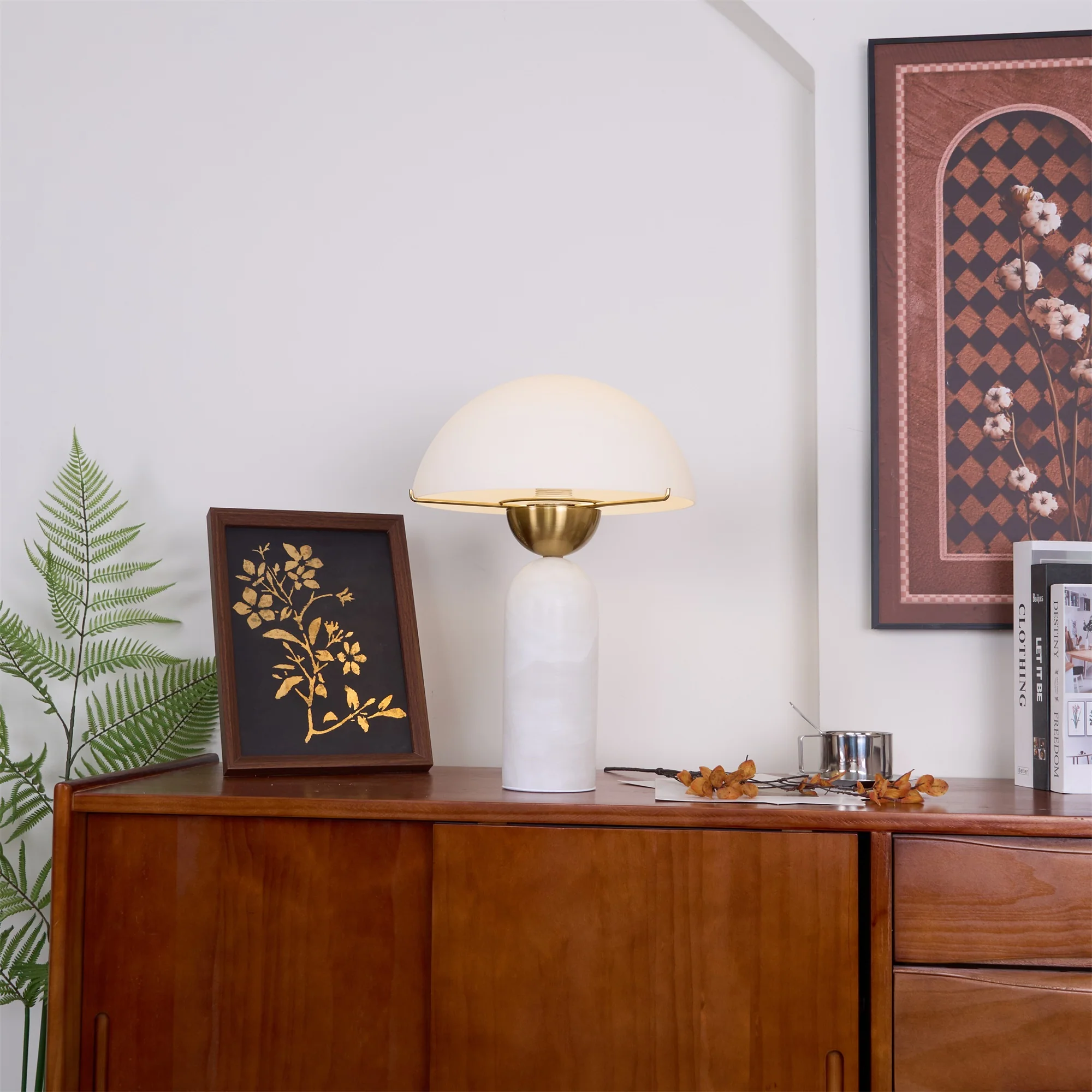 Peono Alabaster Table Lamp - Image 5