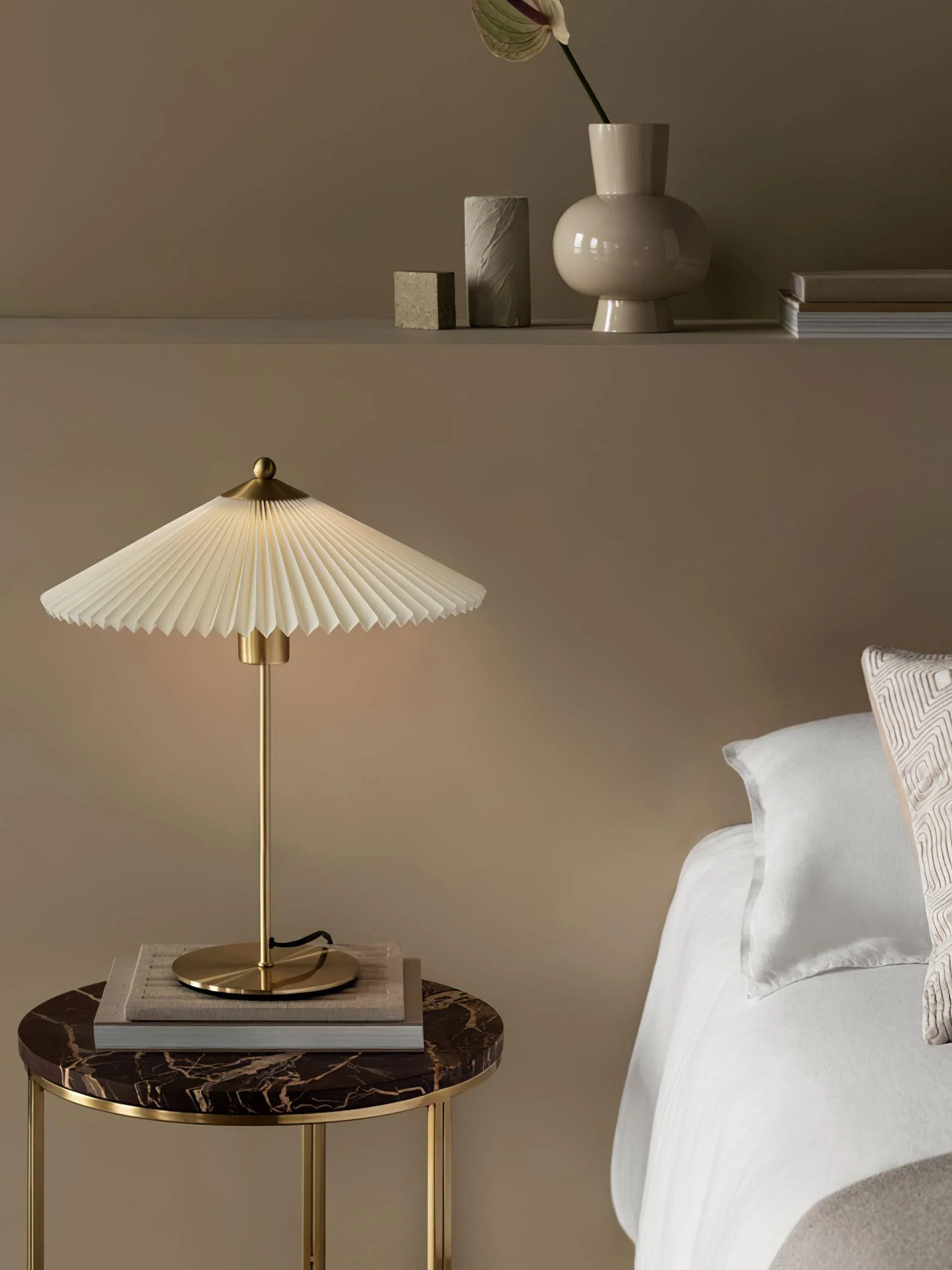 Perla Pleated Table Lamp - Image 15