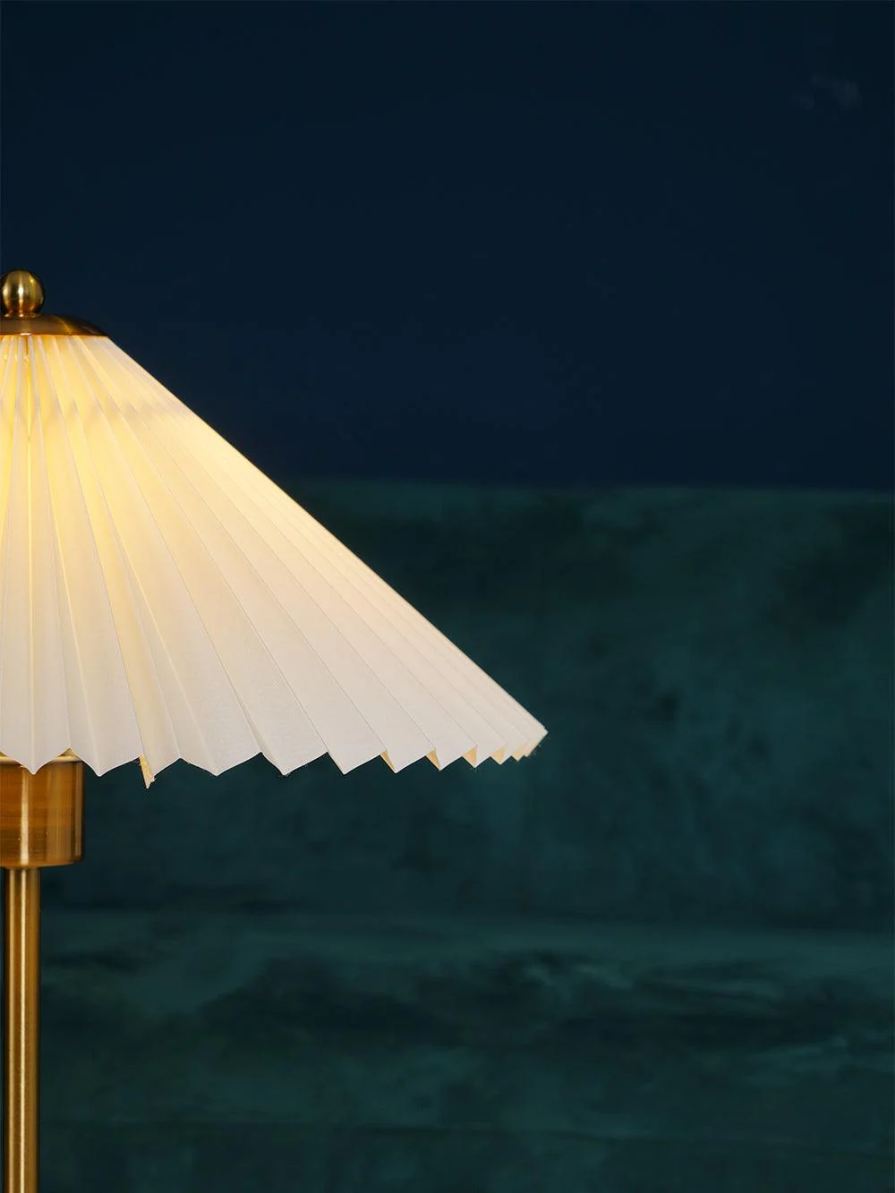 Perla Pleated Table Lamp - Image 32