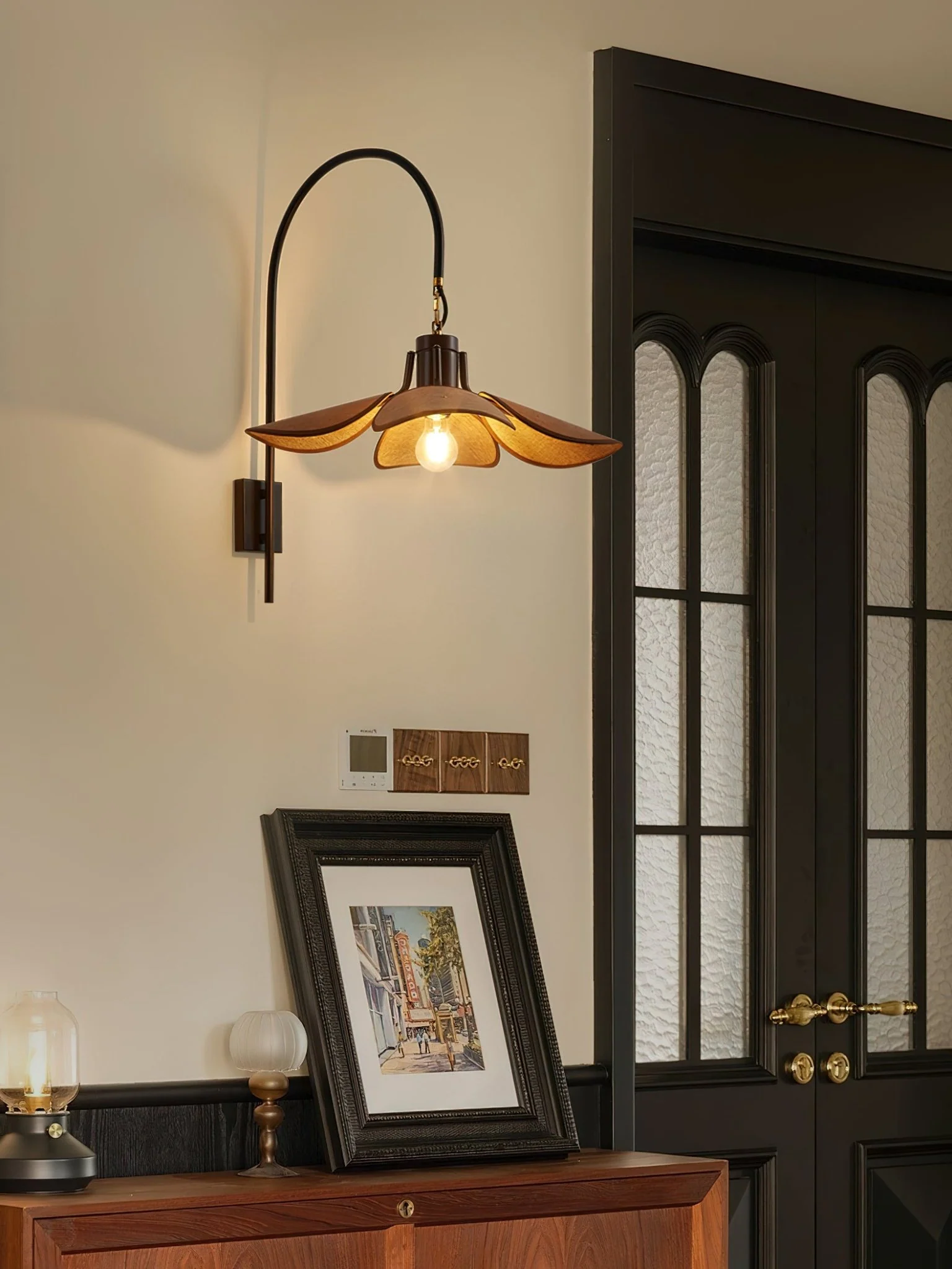Petal Bloom Wall Lamp - Image 5