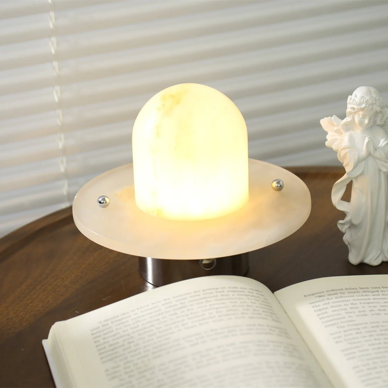 Petrified Alabaster Table Lamp - Image 4