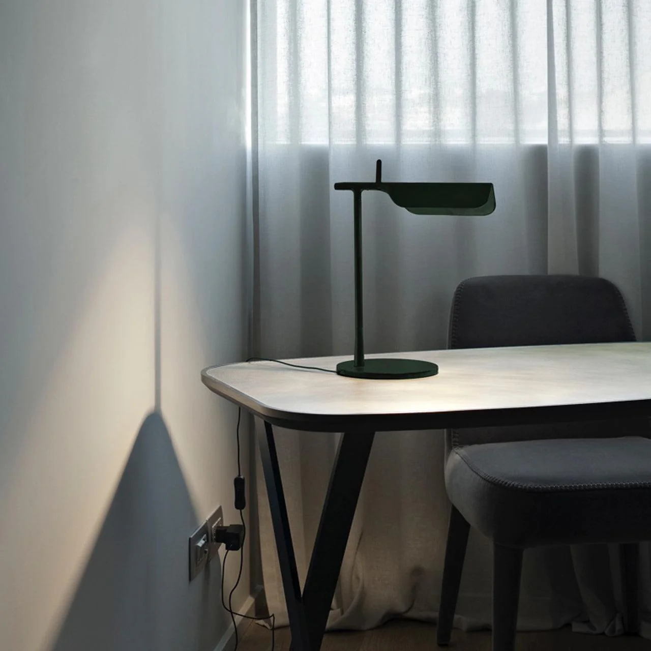 Pivot Ease Table Lamp - Image 3
