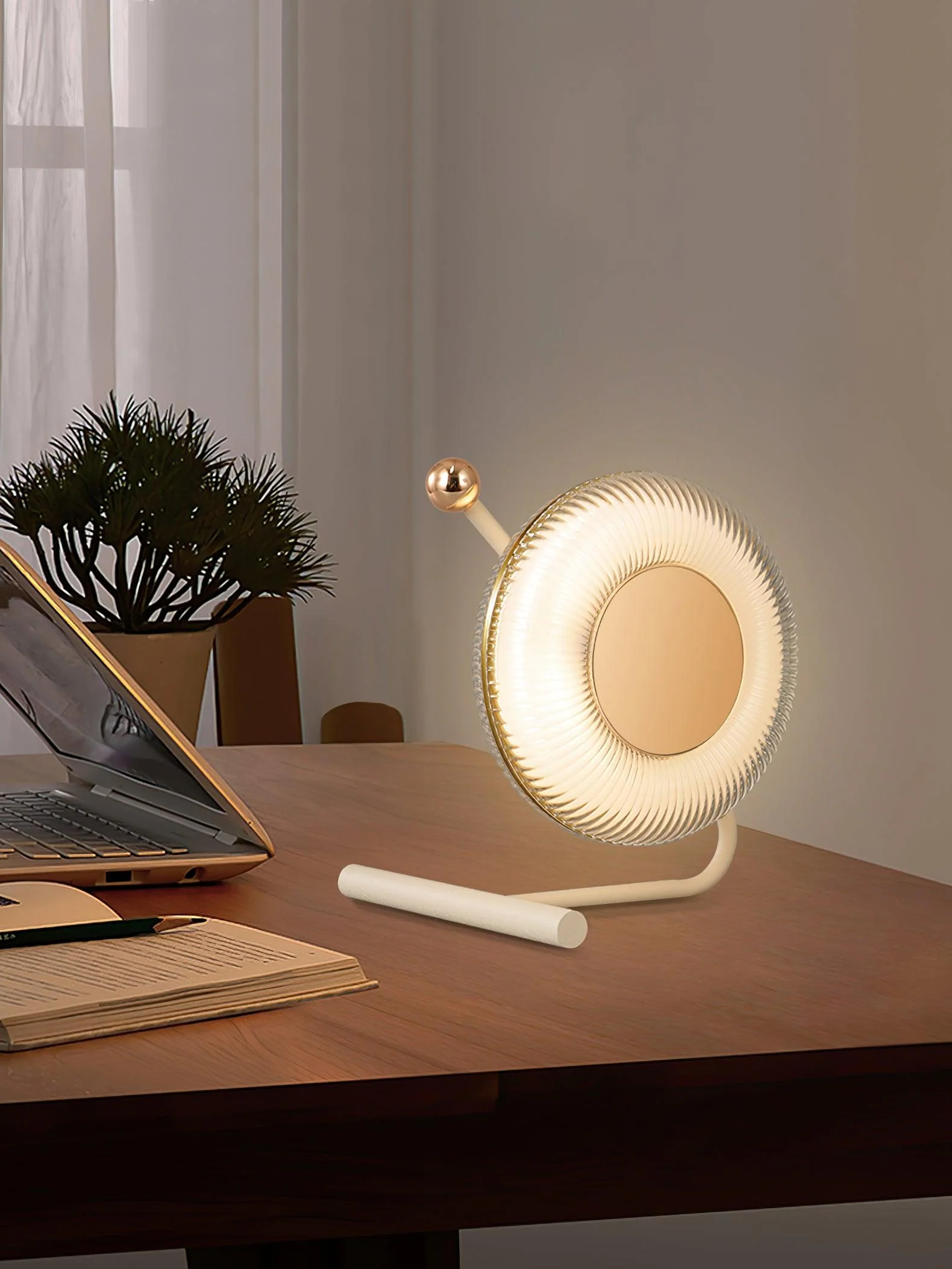 Pixo Built-in Battery Table Lamp - Image 11