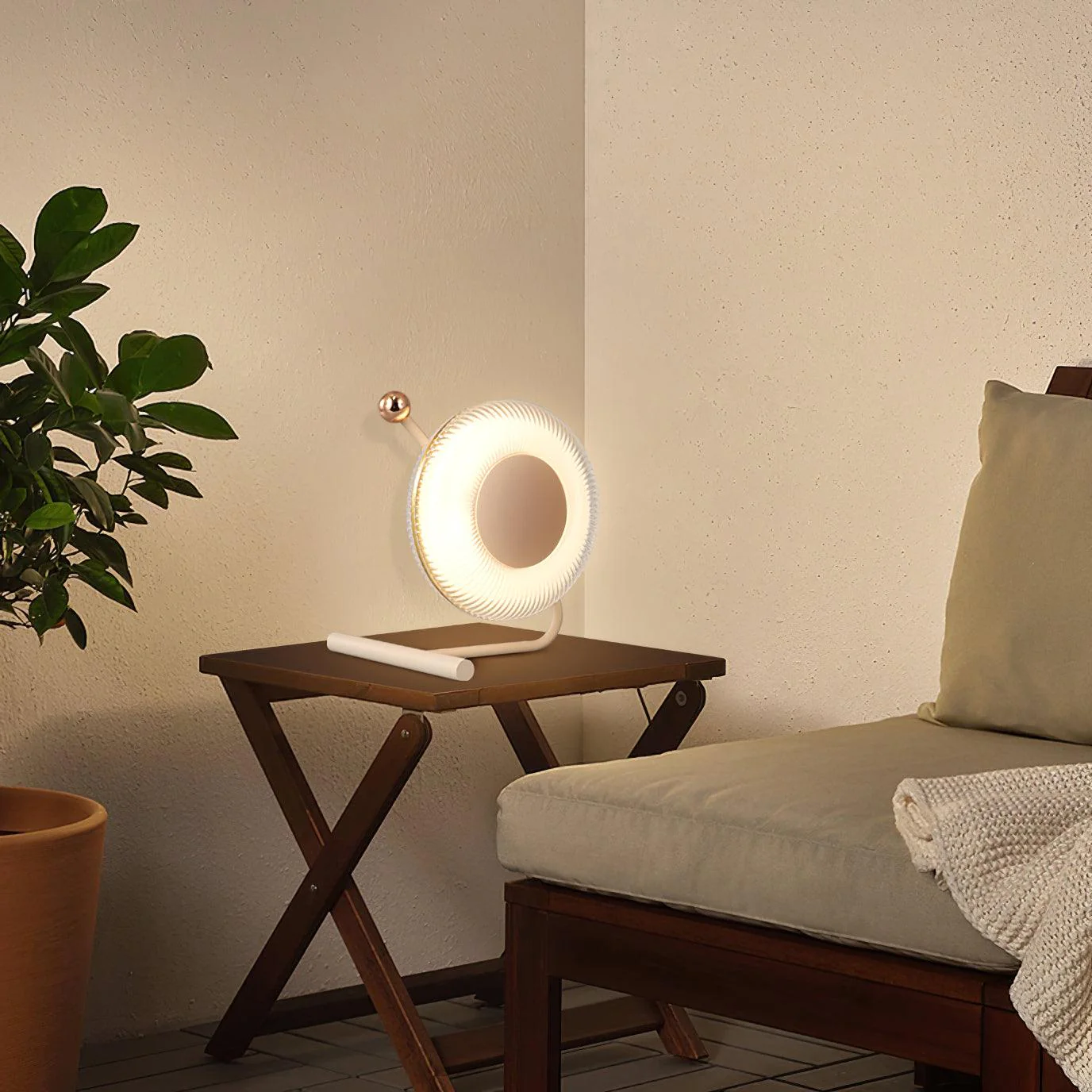 Pixo Built-in Battery Table Lamp - Image 5