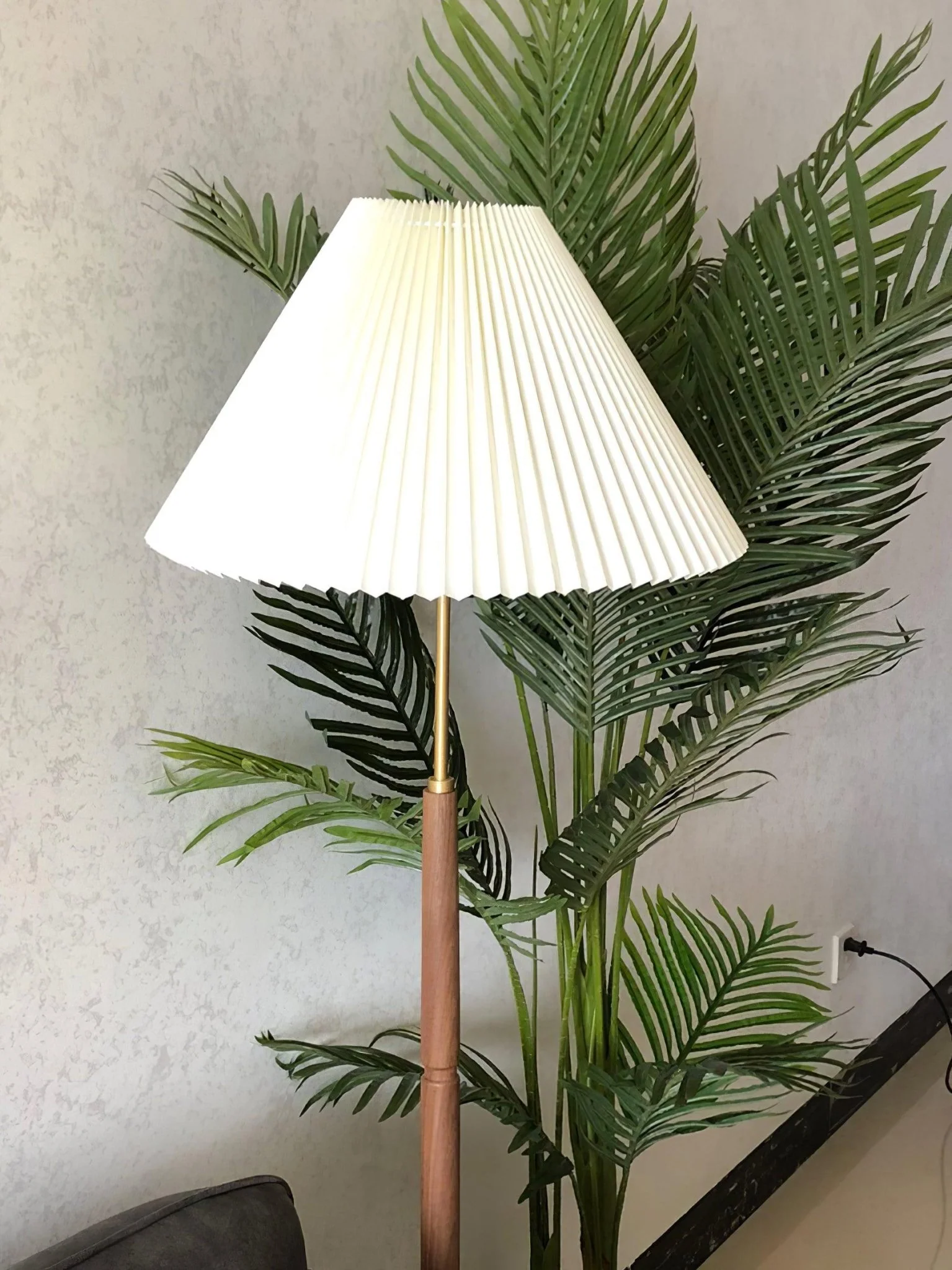 Pleated Floor Lamp - Image 26