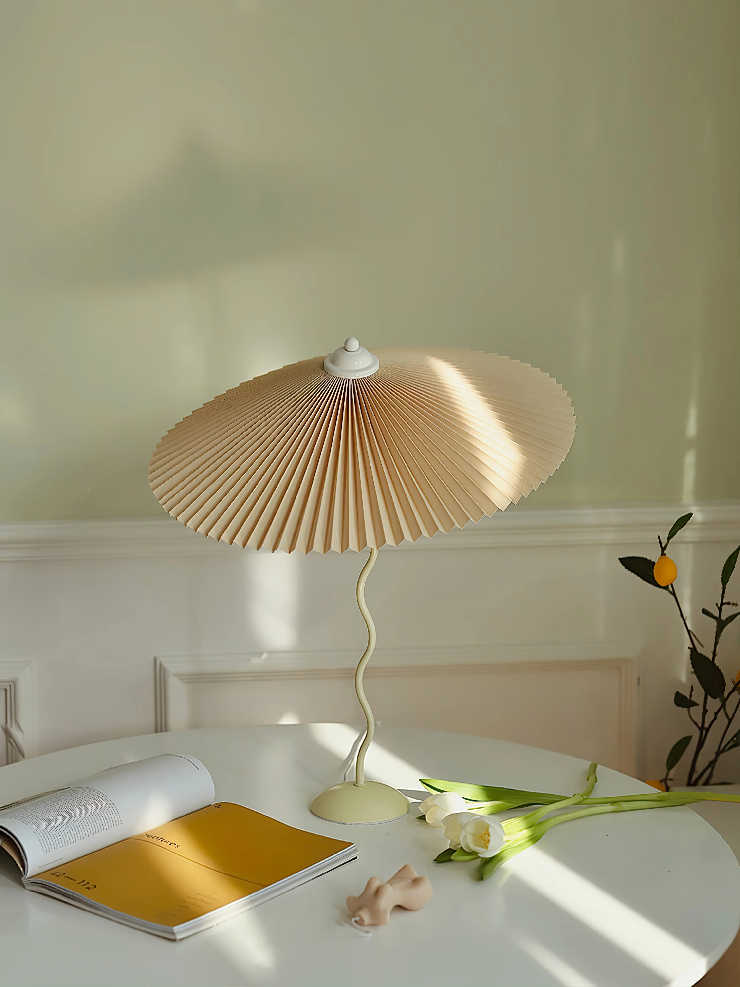 Pleated Hat Table Lamp - Image 49