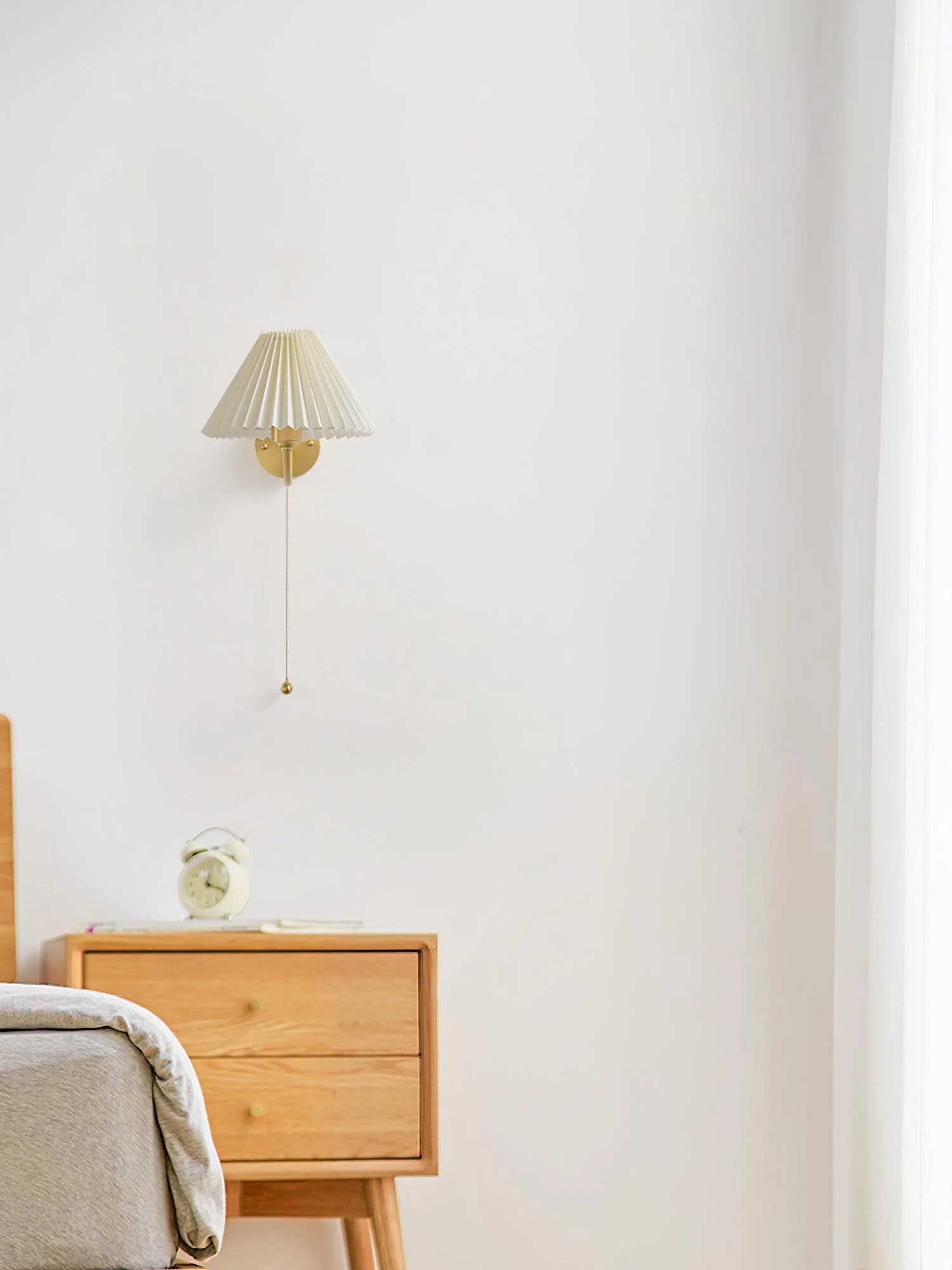 Pleated Wall Lamp - Image 10