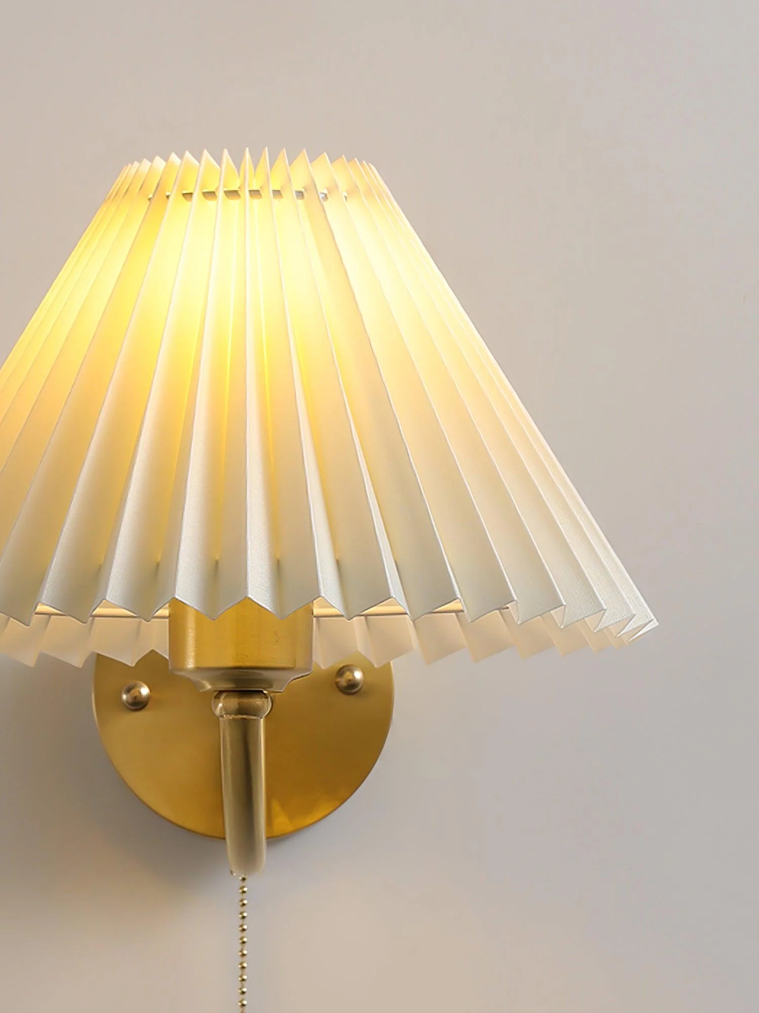 Pleated Wall Lamp - Image 12