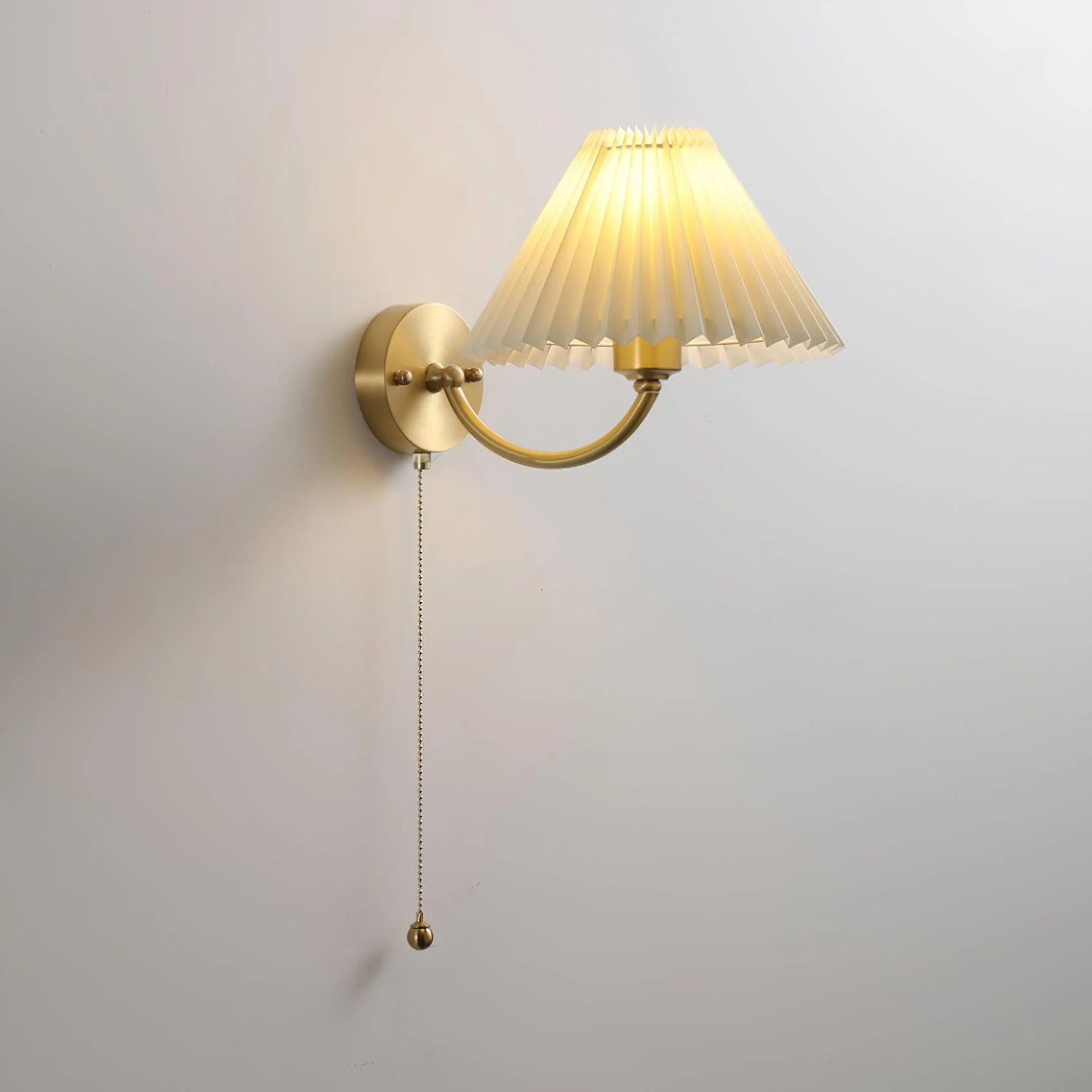 Pleated Wall Lamp - Image 3