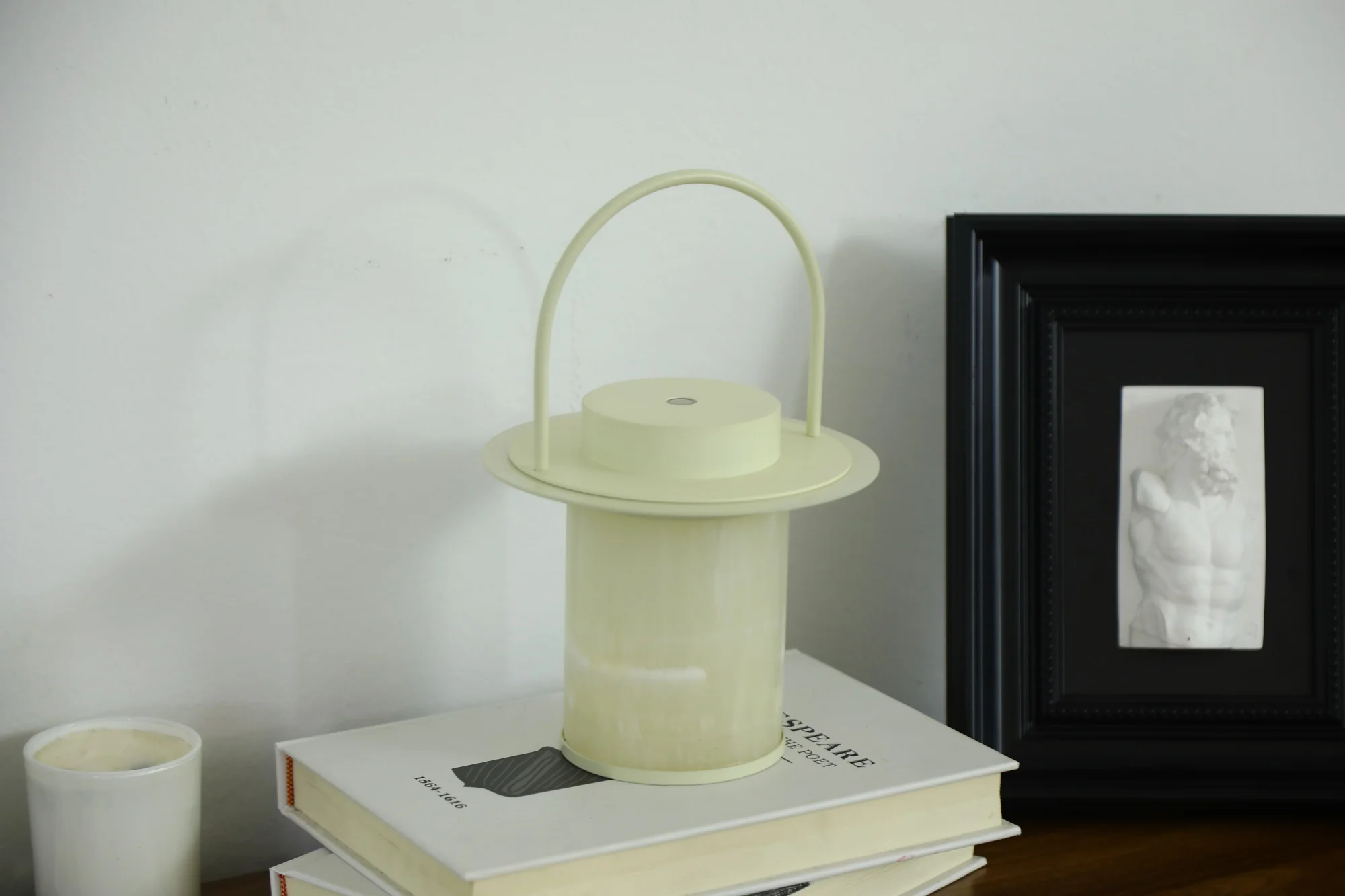 Pod Portable Rechargeable Alabaster Table Lamp - Image 13