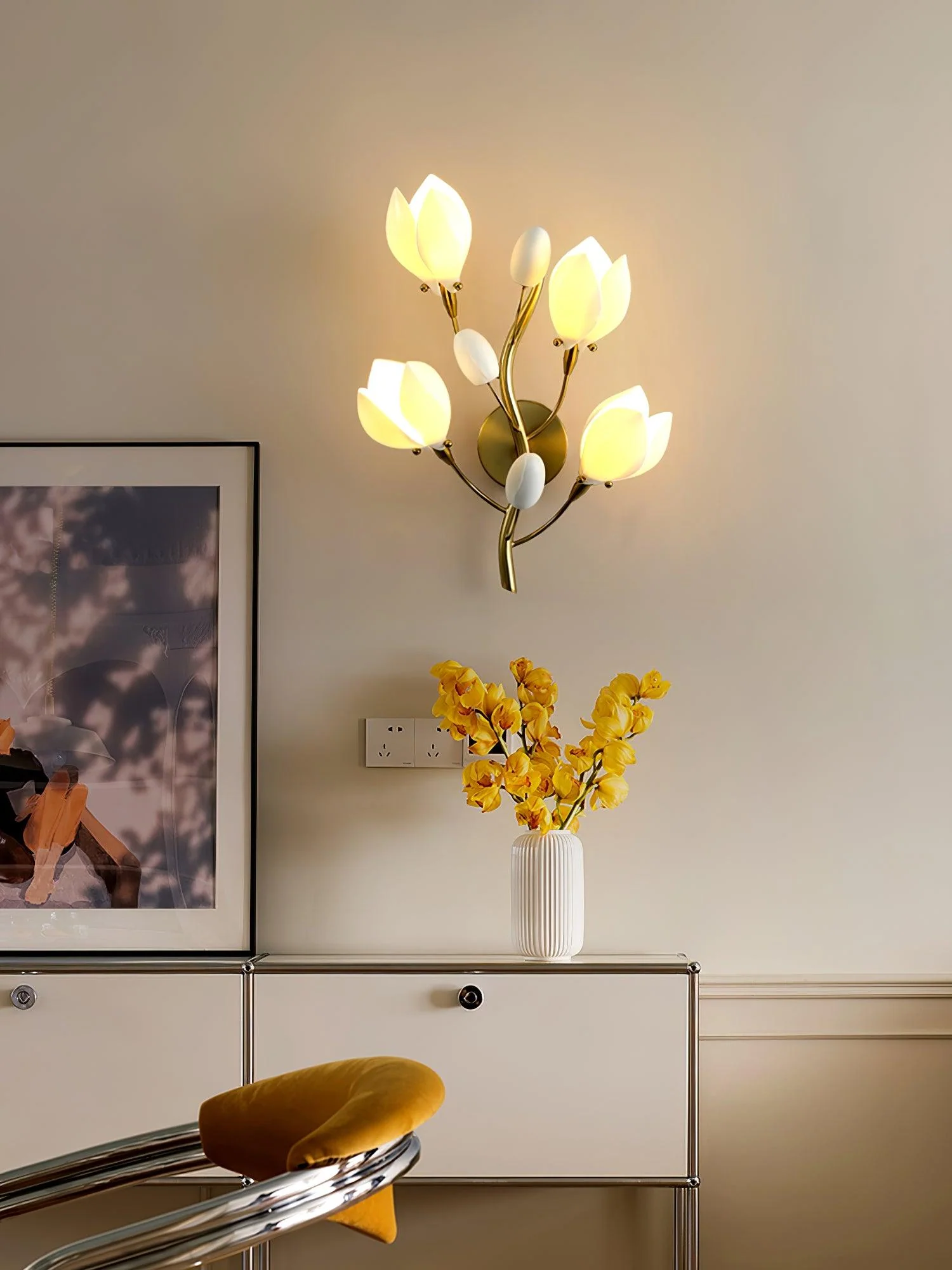 Porcelain Magnolia Wall Lamp - Image 21